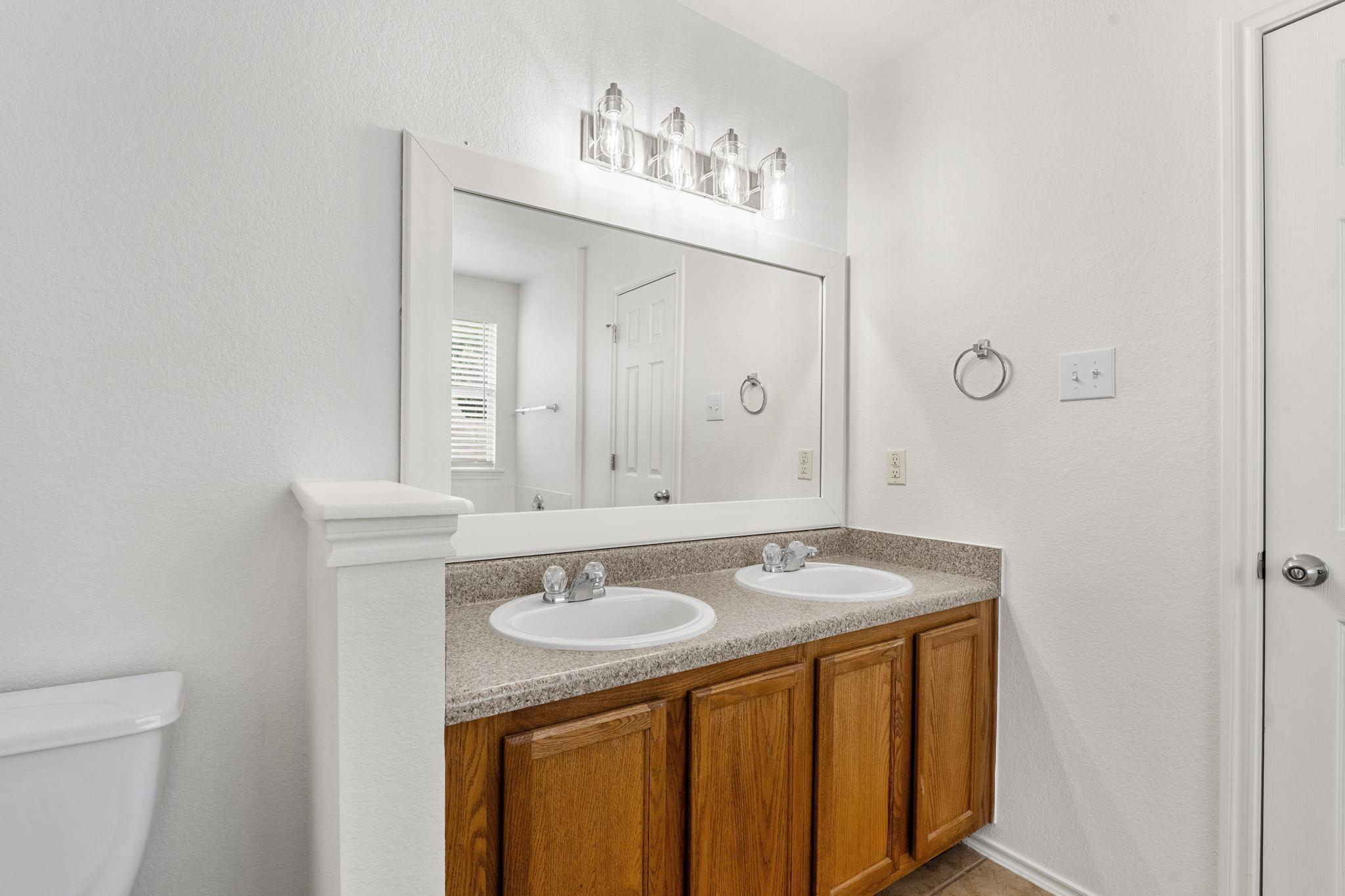 122 Plumbago Cv Property Photo 24