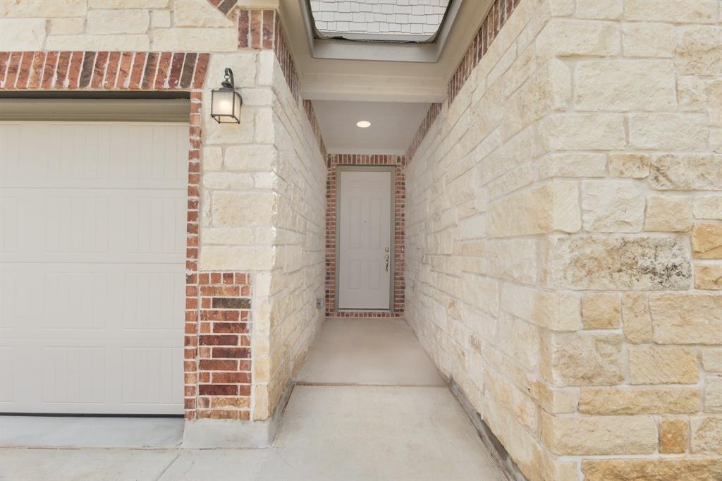 7403 Wink Way Property Photo 3