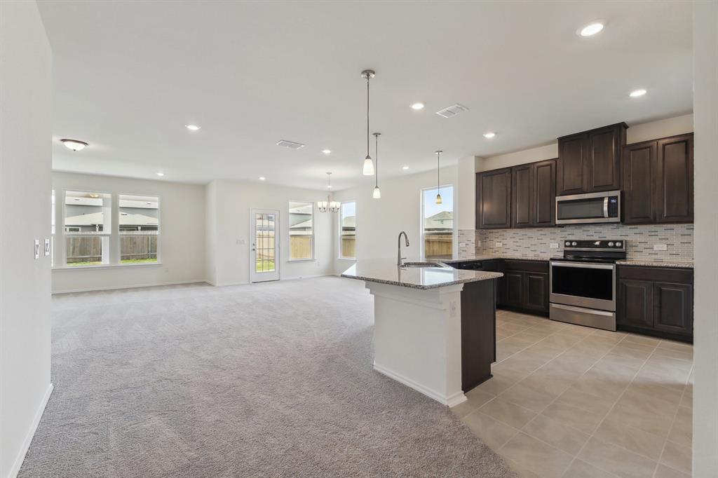 7403 Wink Way Property Photo 7