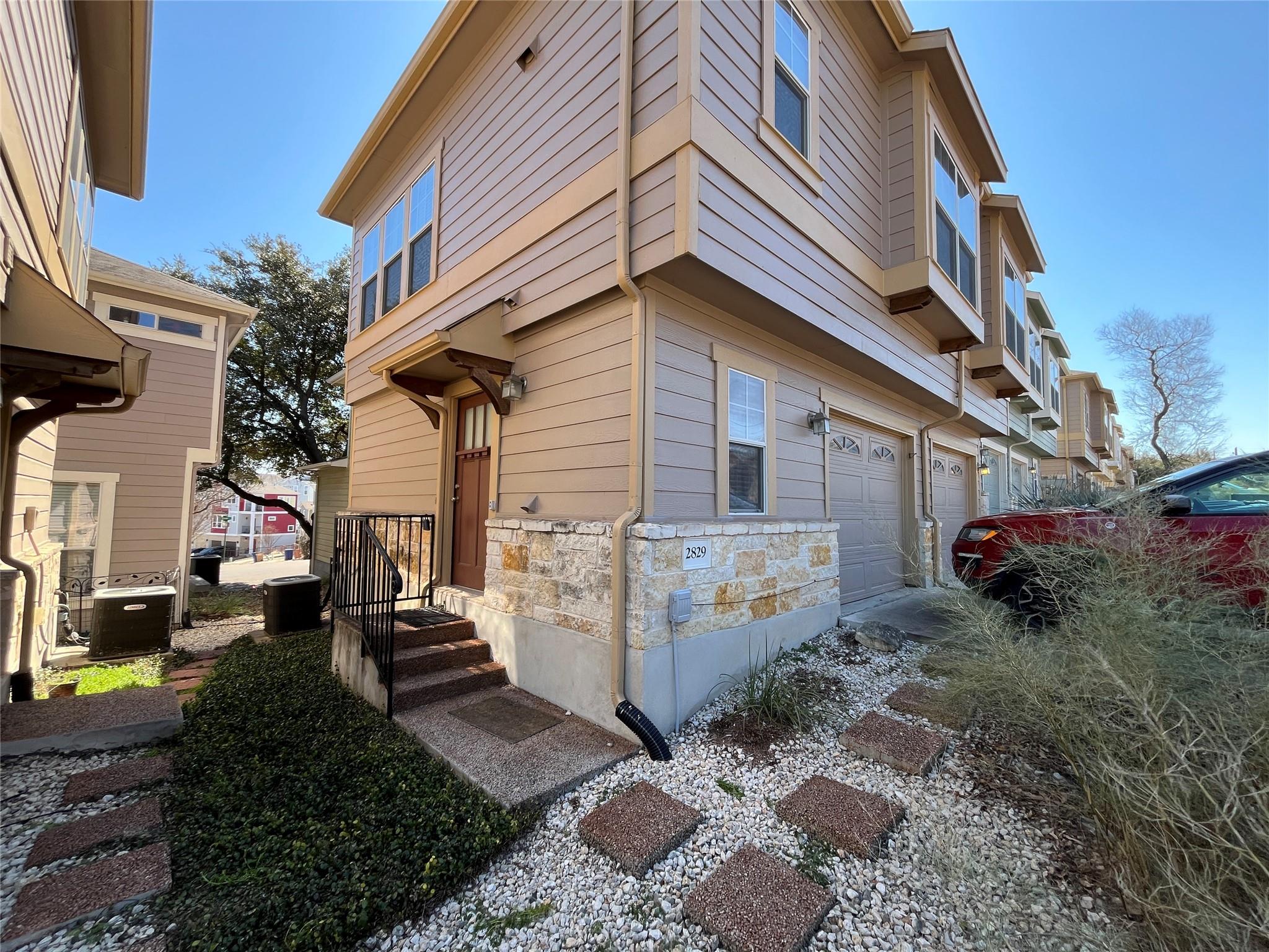 2829 Saville Loop 17c Property Photo 1