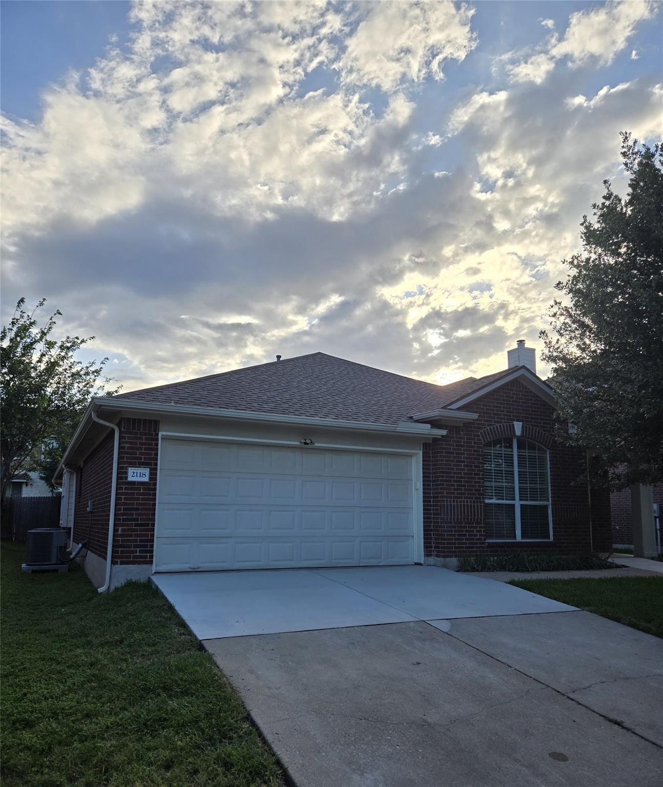 2118 Rachel Ln Property Photo 1