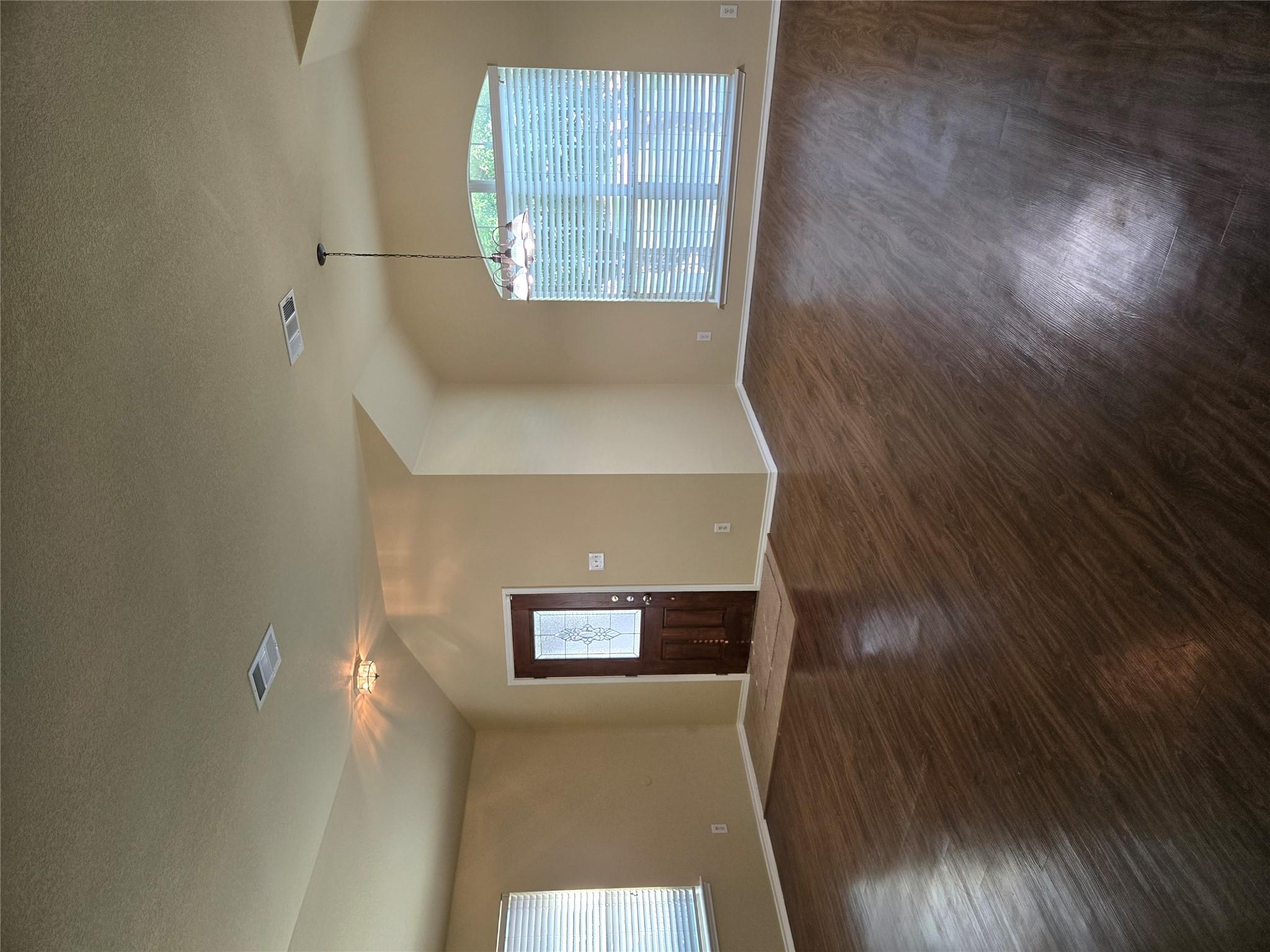 2118 Rachel Ln Property Photo 2