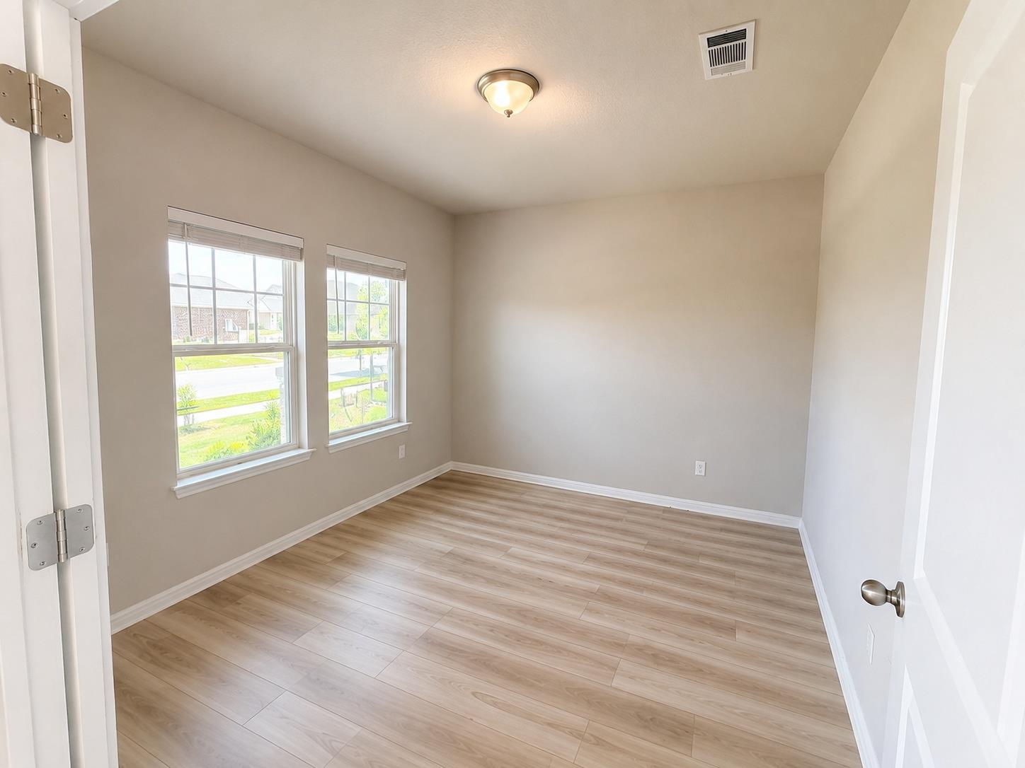 206 Wind Trl Property Photo 2