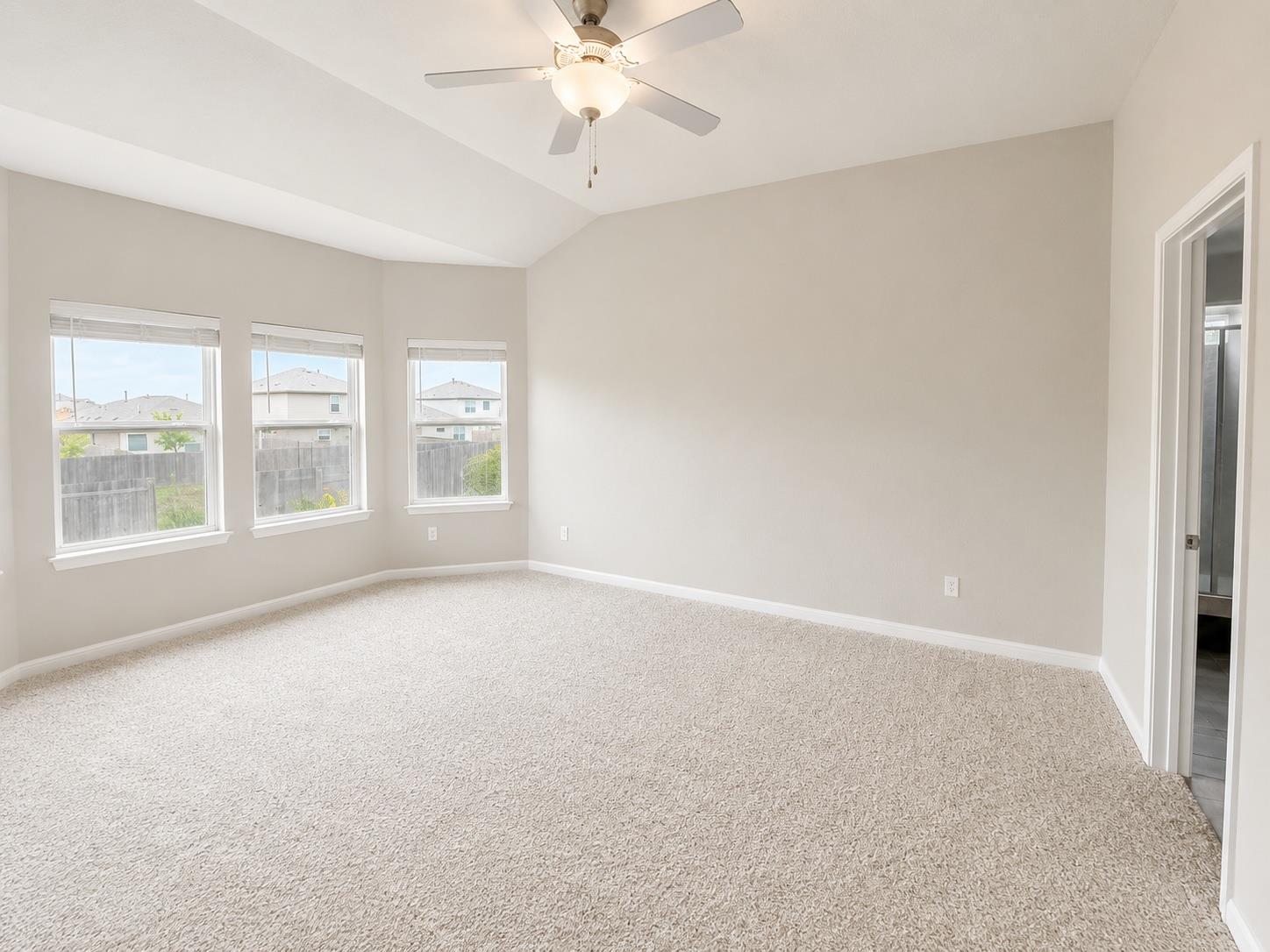 206 Wind Trl Property Photo 7