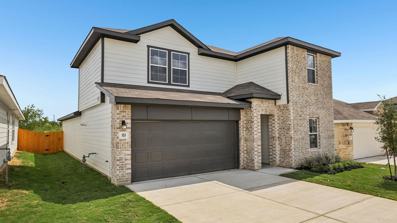 151 Mustang Lake Cir Property Photo 4