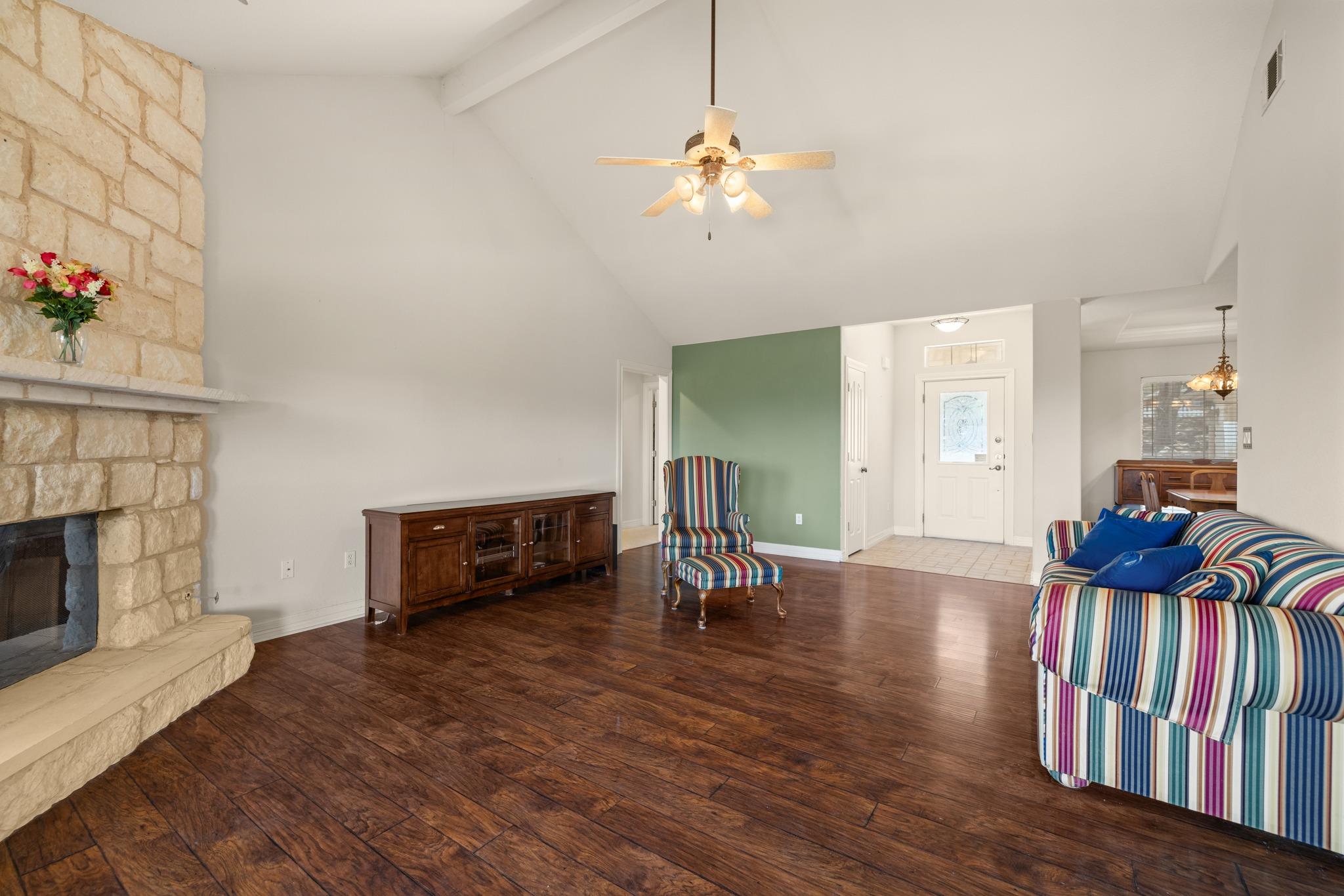 20406 Whiterock Dr Property Photo 10