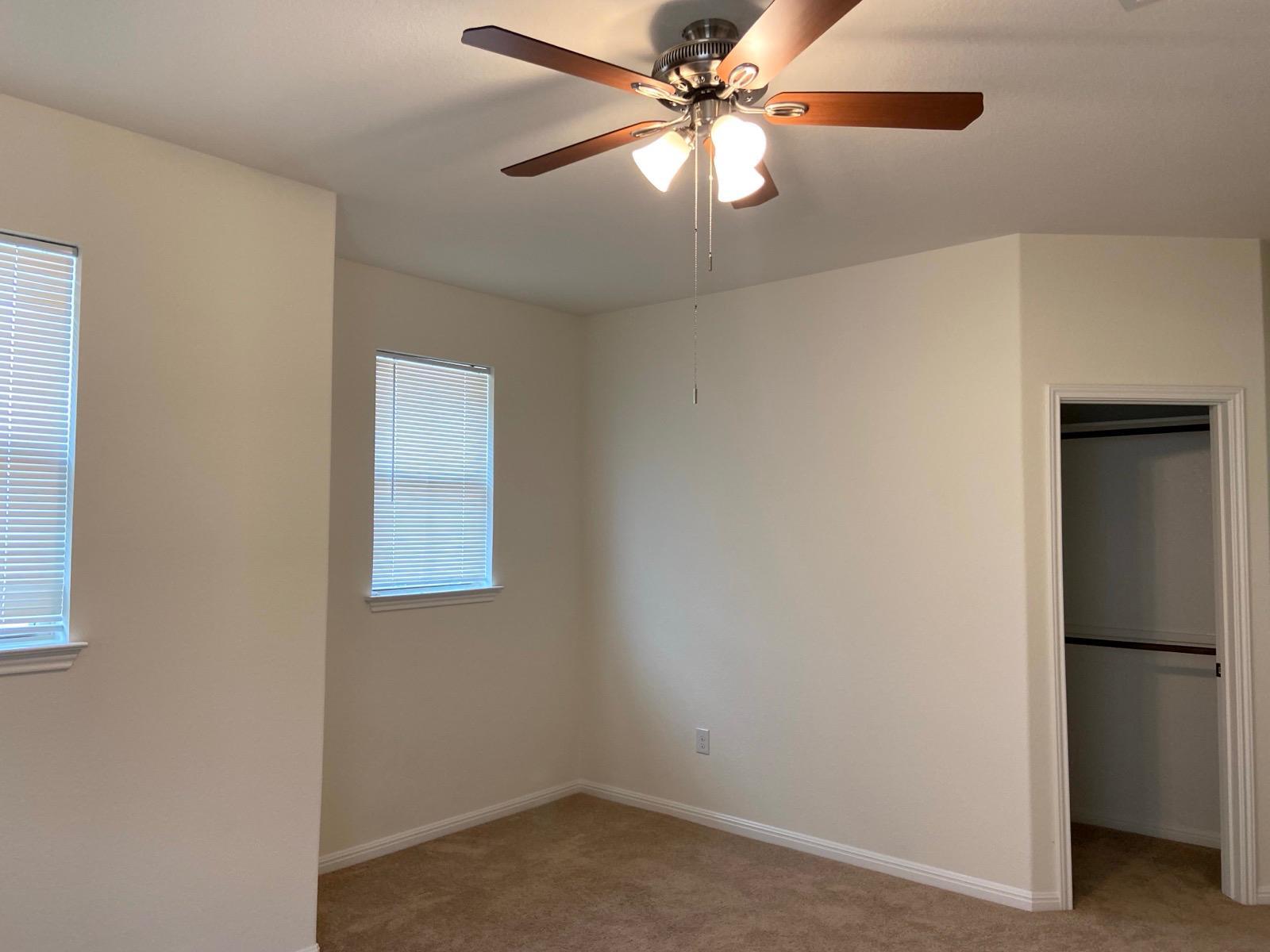 2918 Zelma Dr Property Photo 16