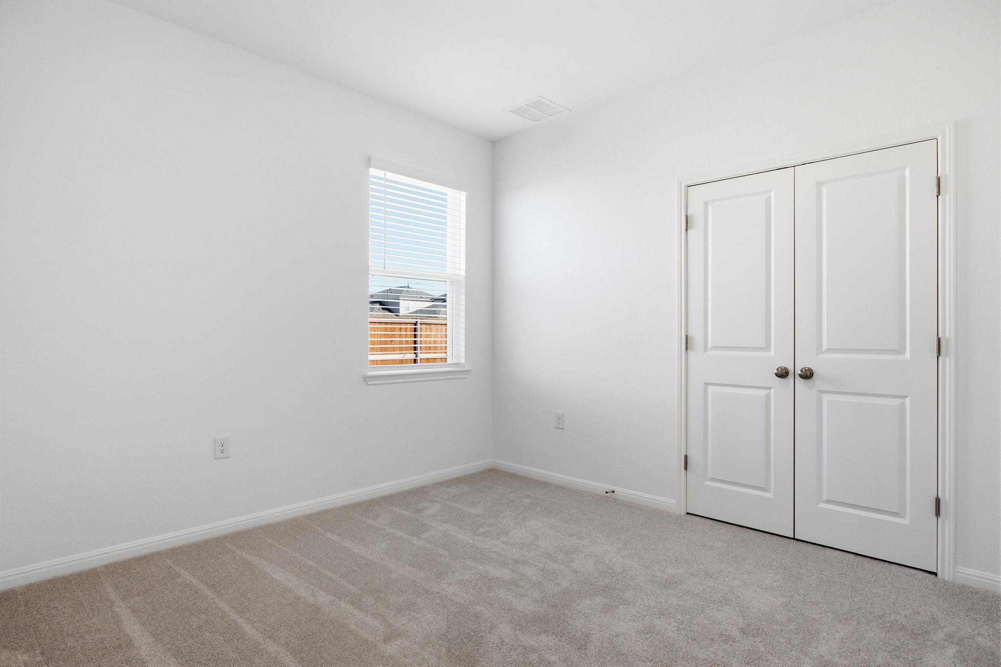 1325 Alana Falls Ave Property Photo 10