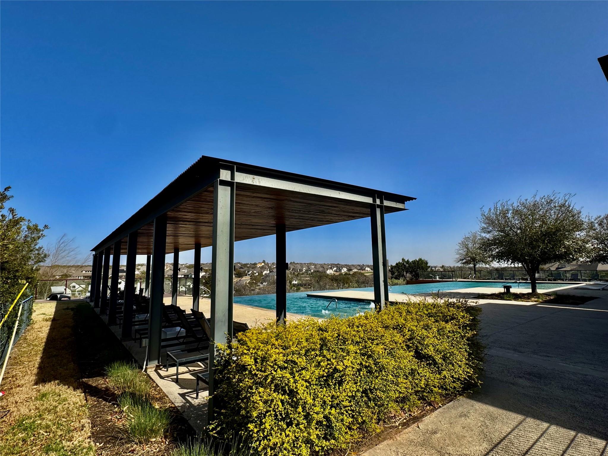 1212 Legacy Xing Property Photo 11