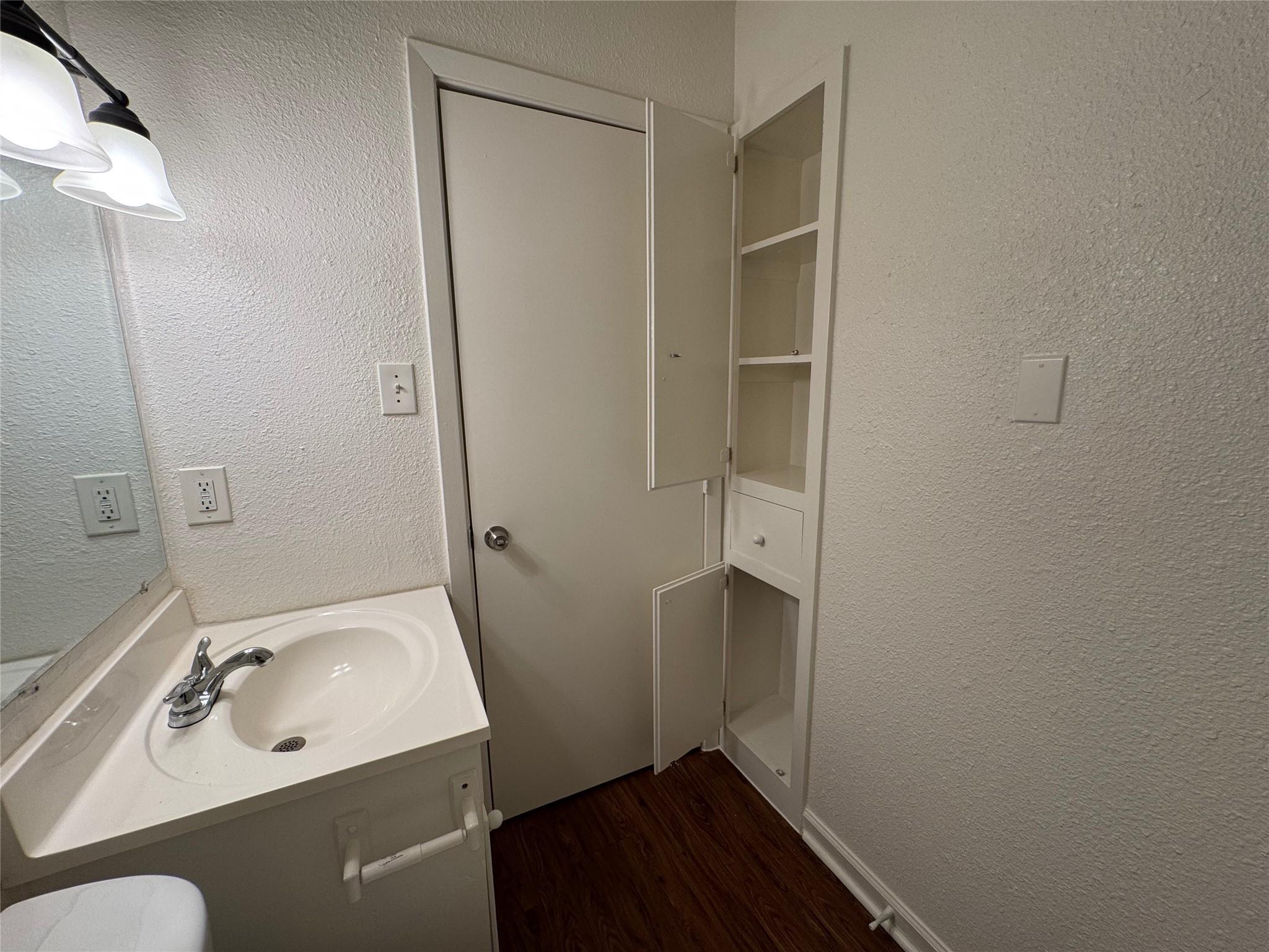 4904 West Wind Trl #104 Property Photo 12