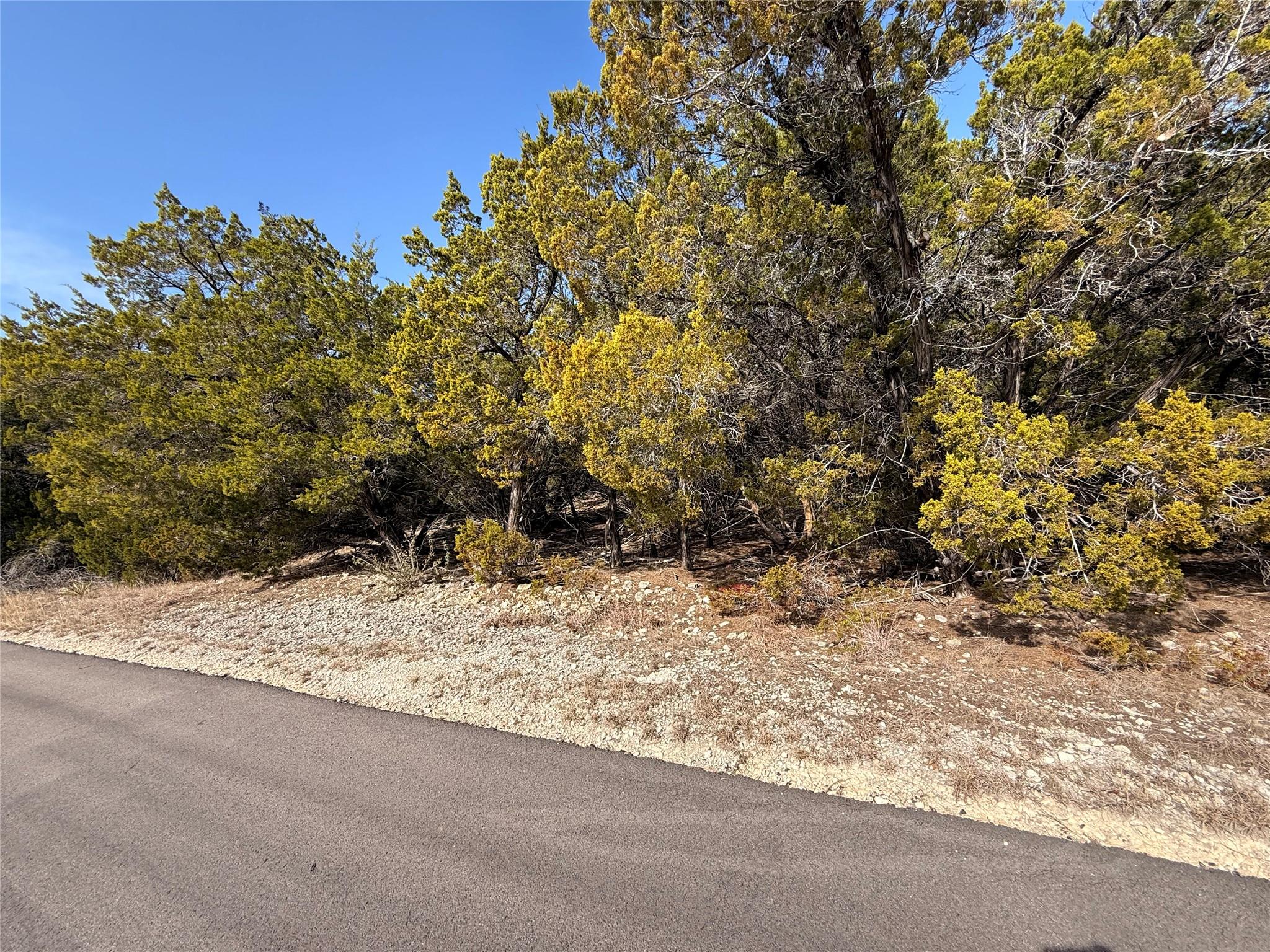 20206 Lee Ln Property Photo 2