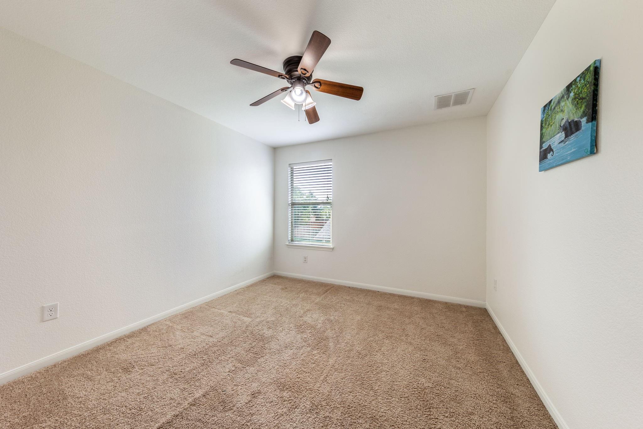 925 Woodduck Trl Property Photo 16