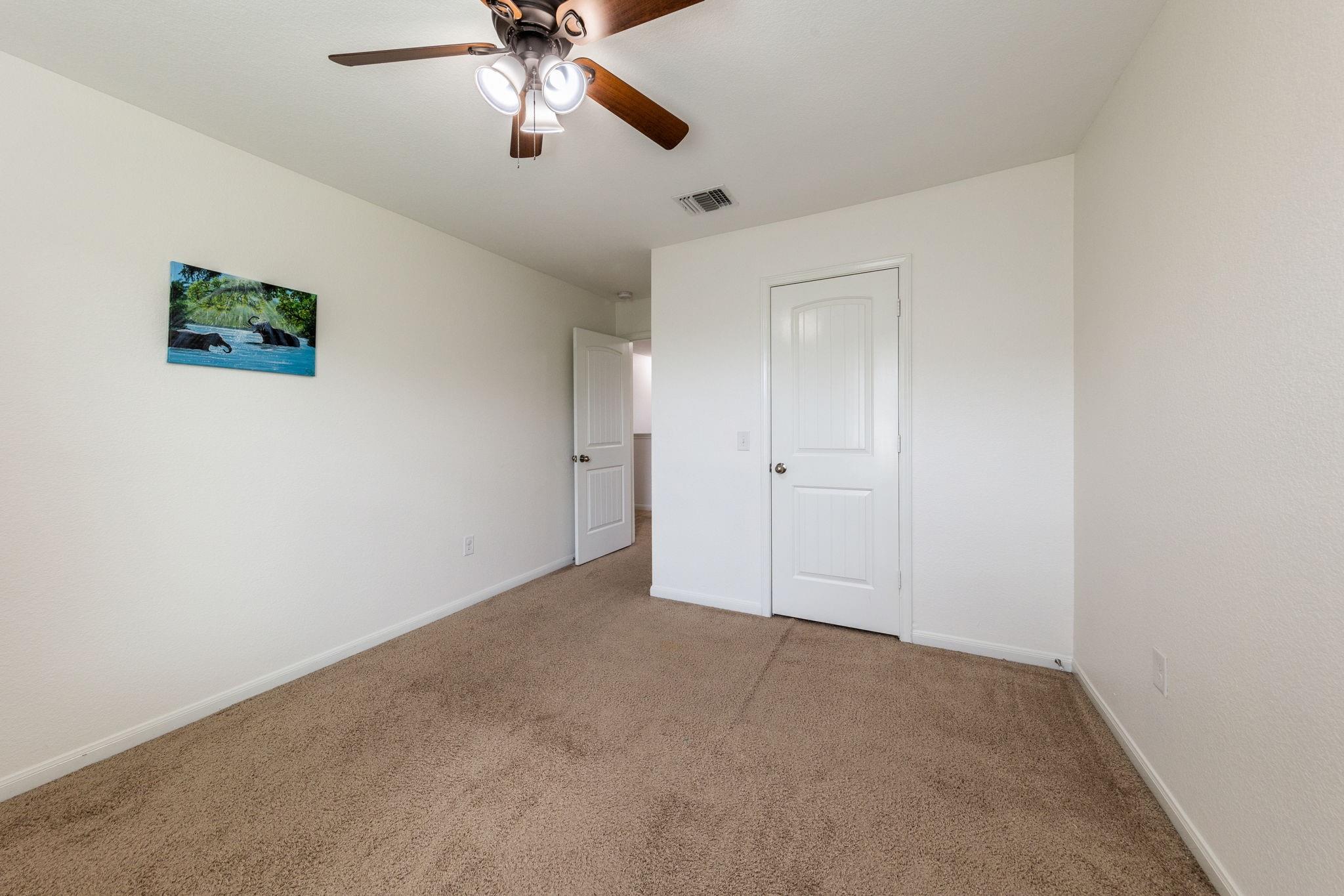 925 Woodduck Trl Property Photo 18