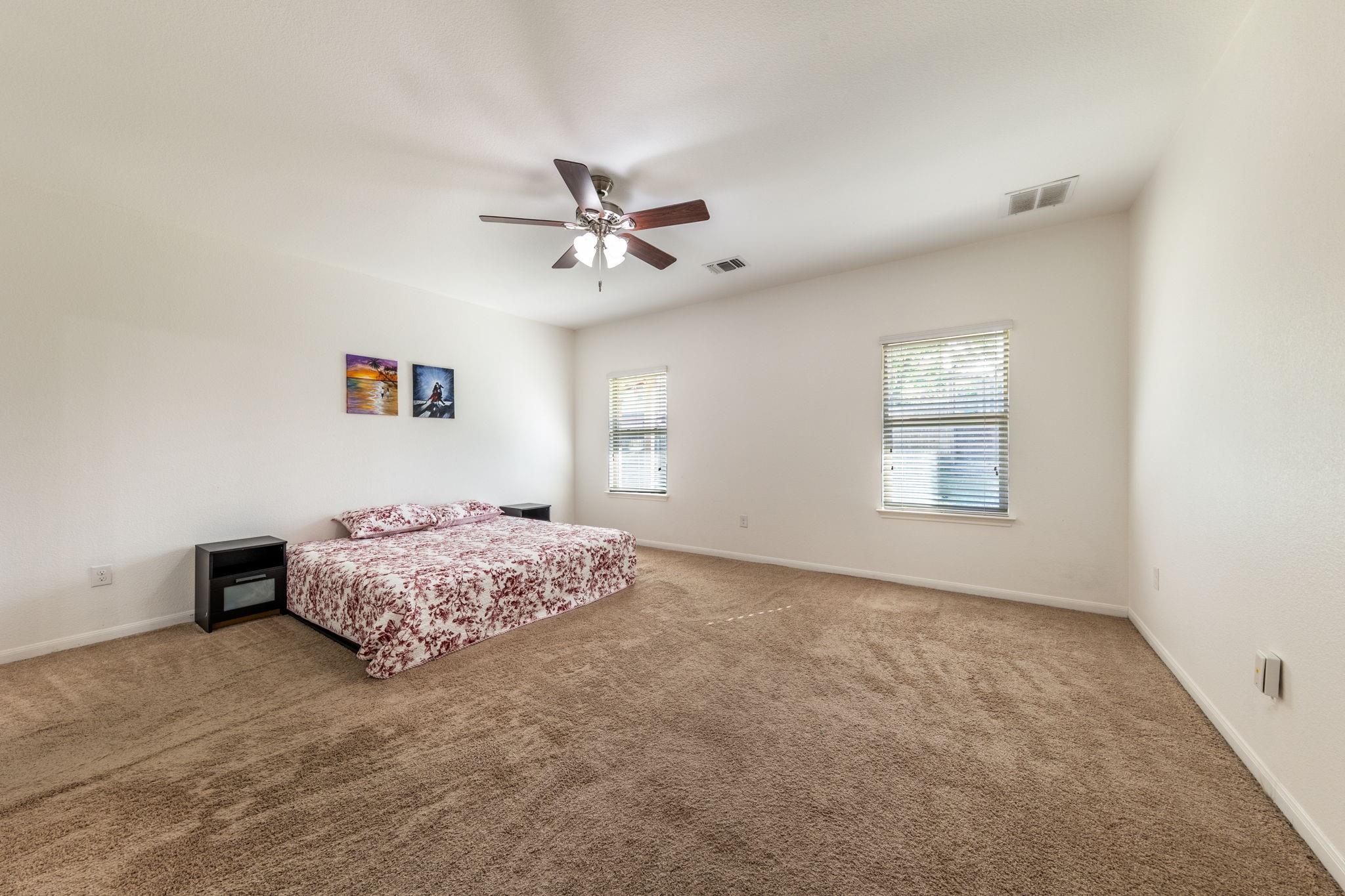 925 Woodduck Trl Property Photo 25