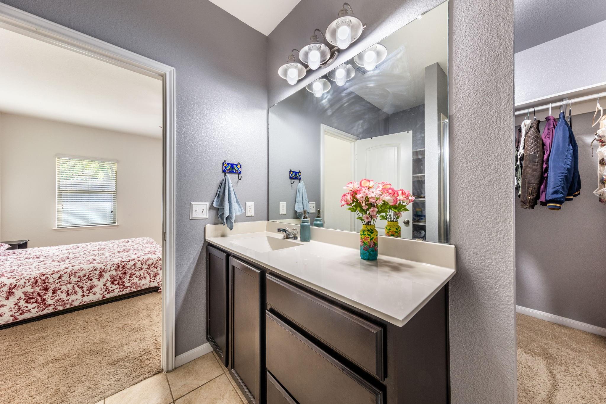 925 Woodduck Trl Property Photo 29