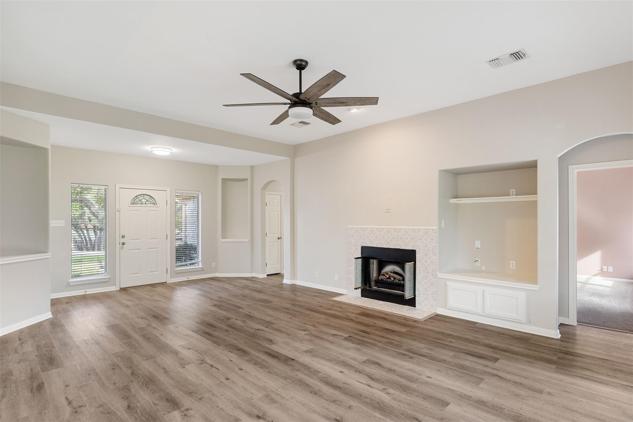15103 N Flamingo Dr Property Photo 9