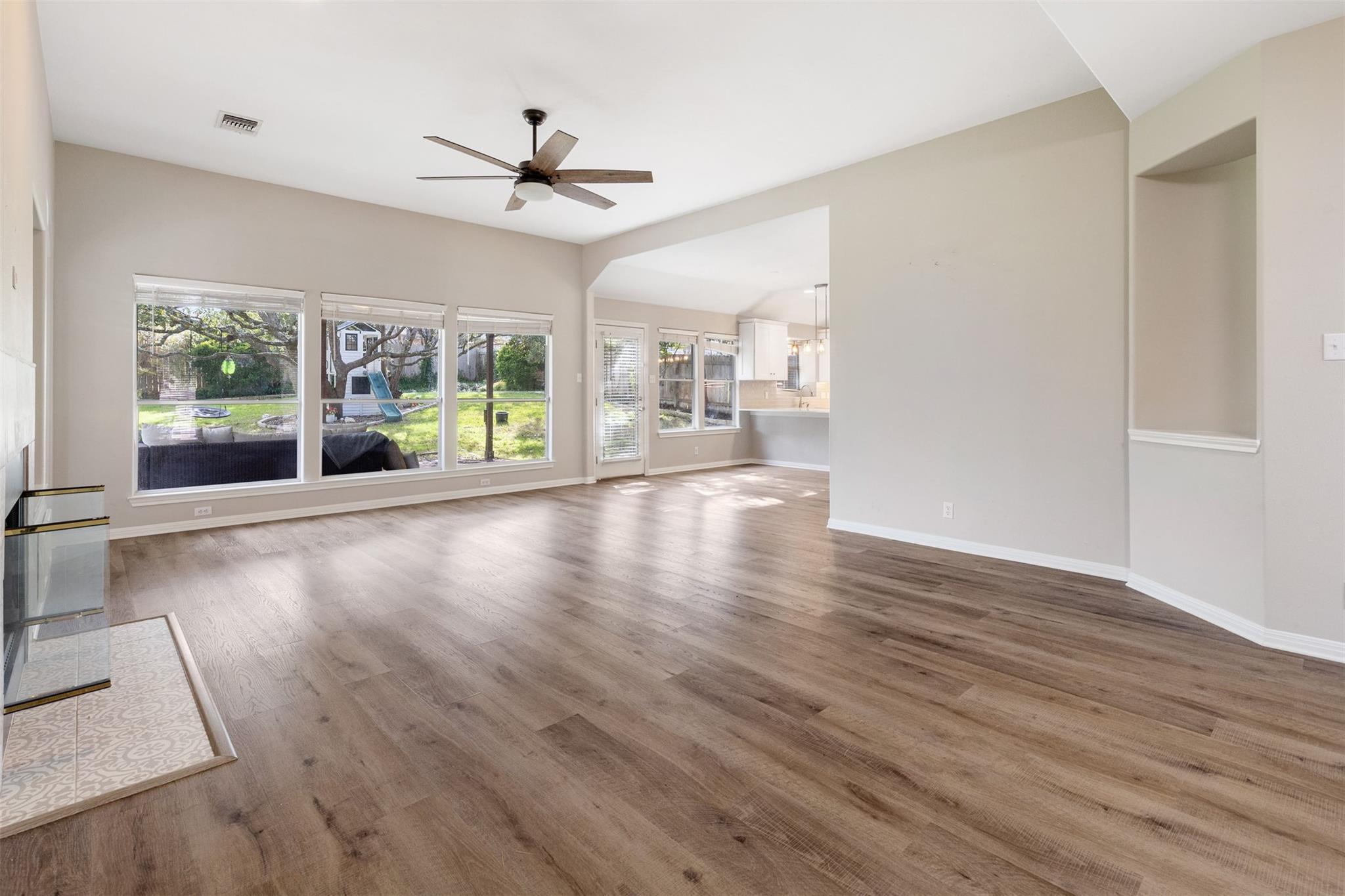 15103 N Flamingo Dr Property Photo 11