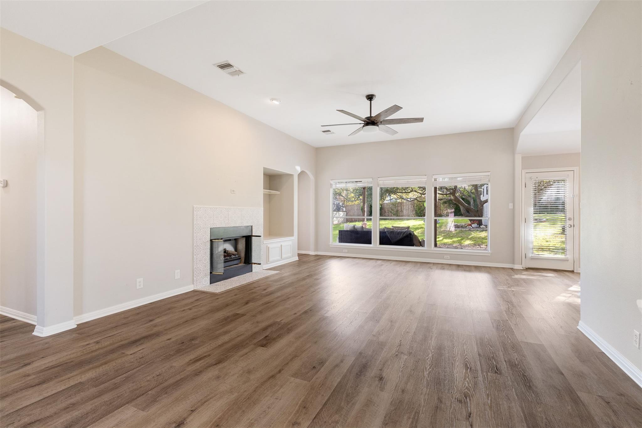 15103 N Flamingo Dr Property Photo 12