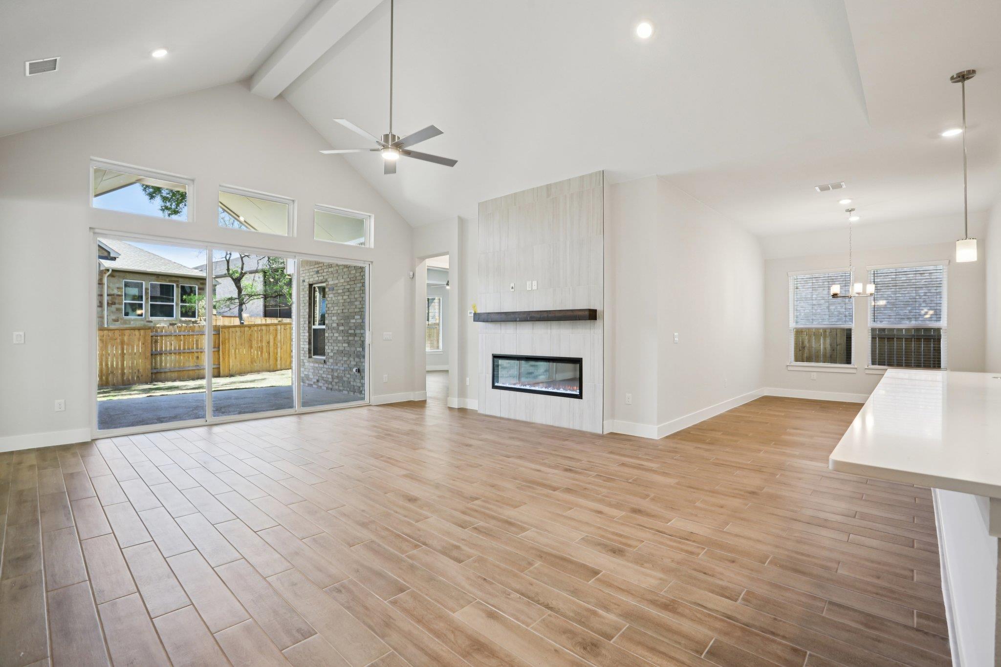 281 Seaside Sparrow Way Property Photo 5