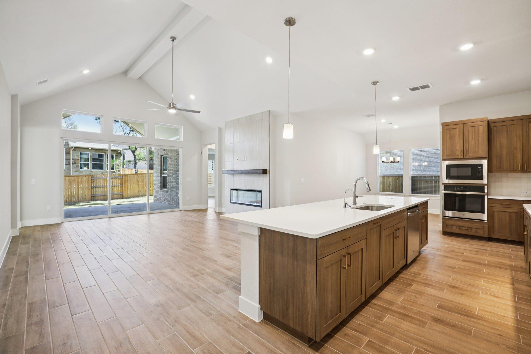 281 Seaside Sparrow Way Property Photo 8