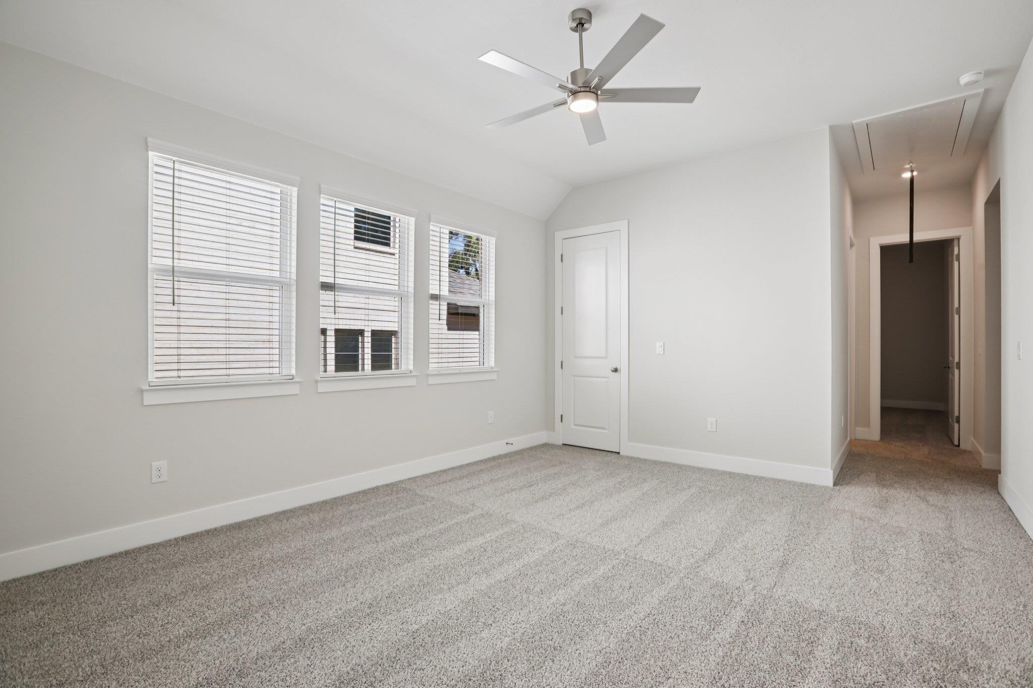 281 Seaside Sparrow Way Property Photo 17