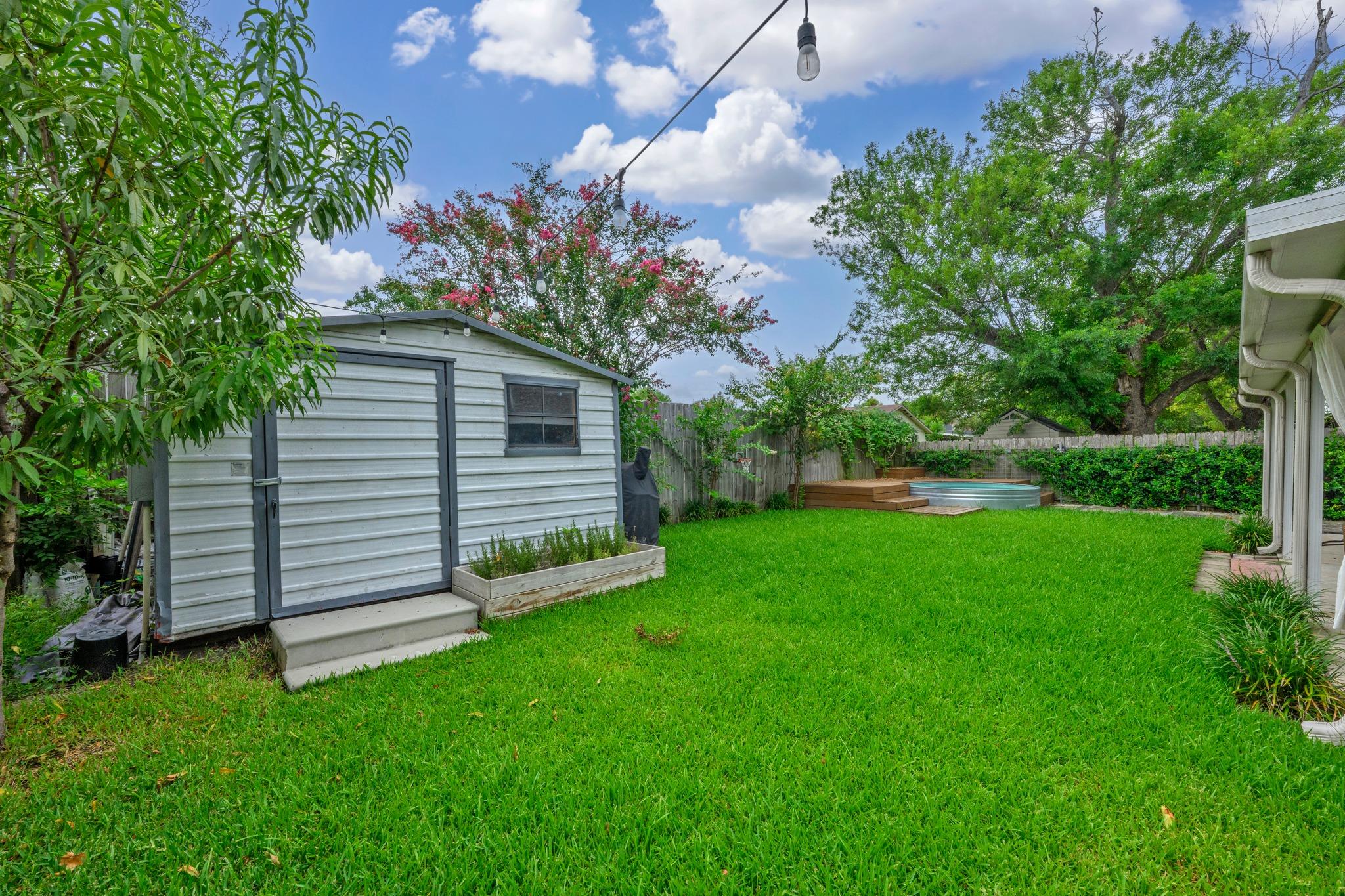 7803 Woodcroft Dr Property Photo 19