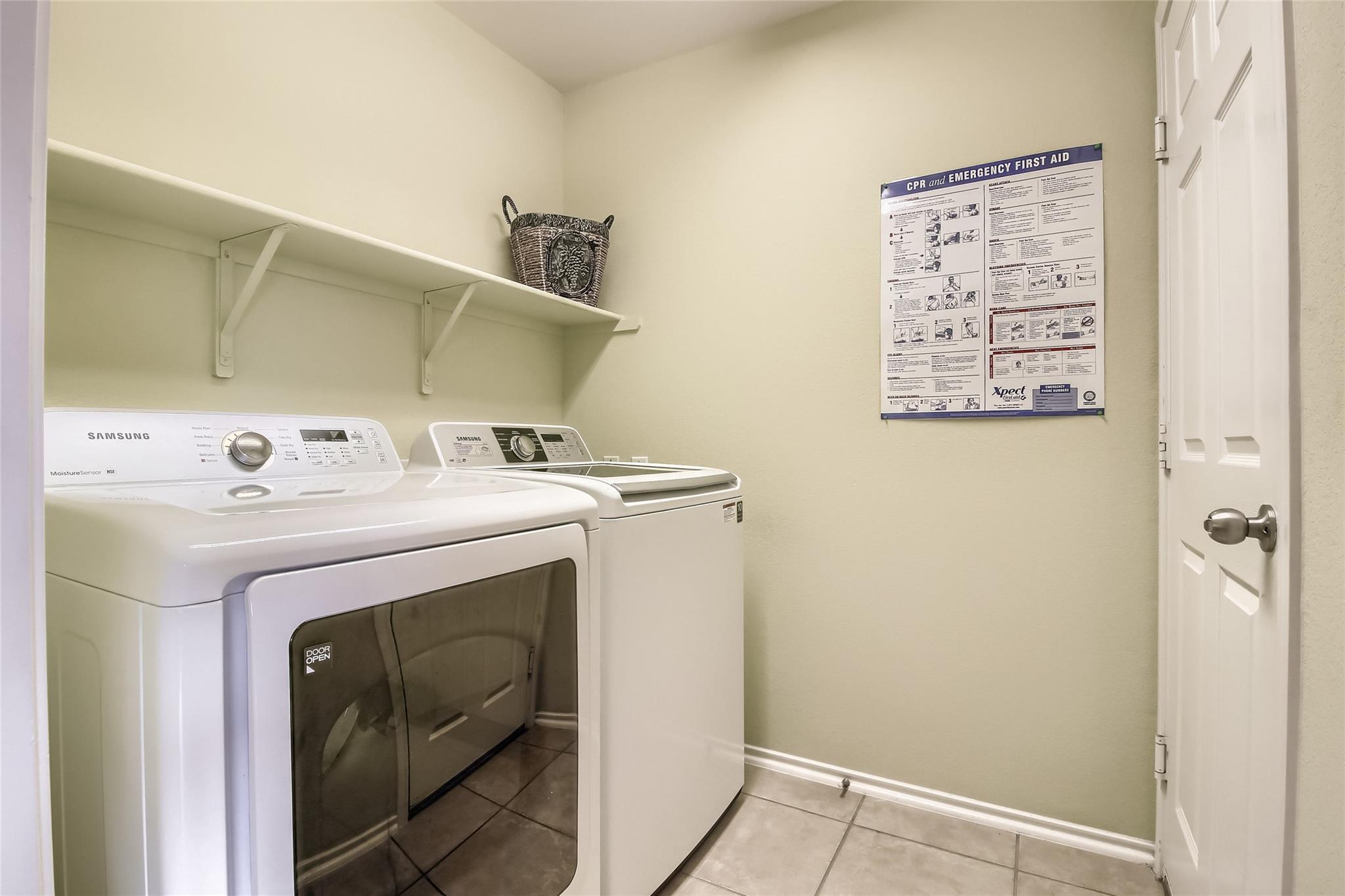 18720 Royal Pointe Dr Property Photo 32