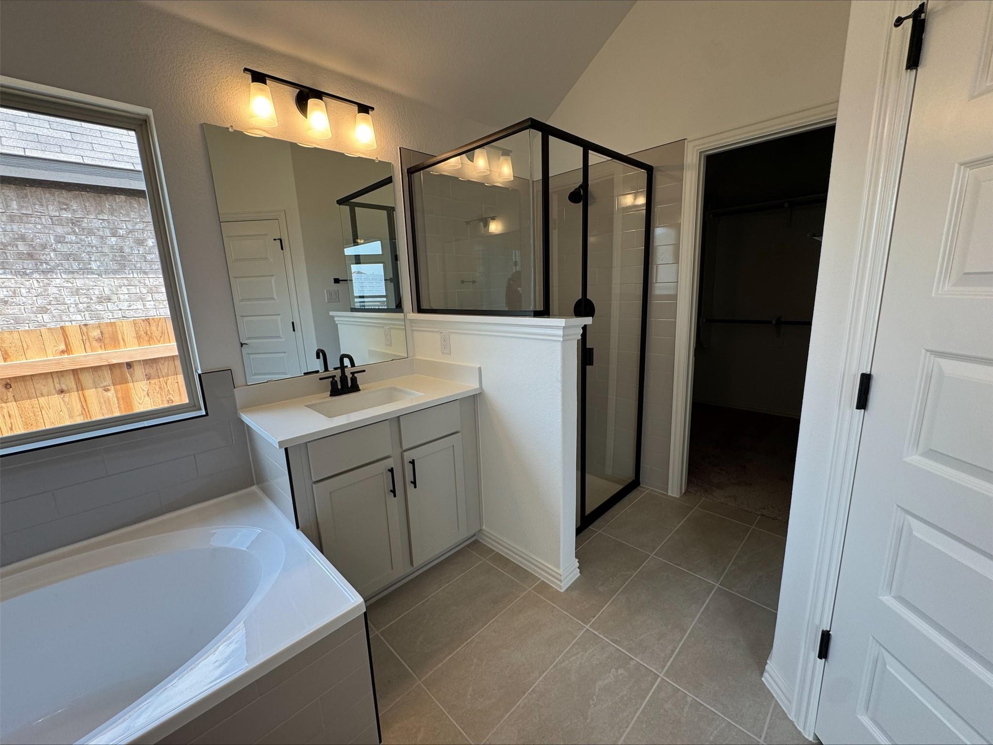 339 Durian Loop Property Photo 3