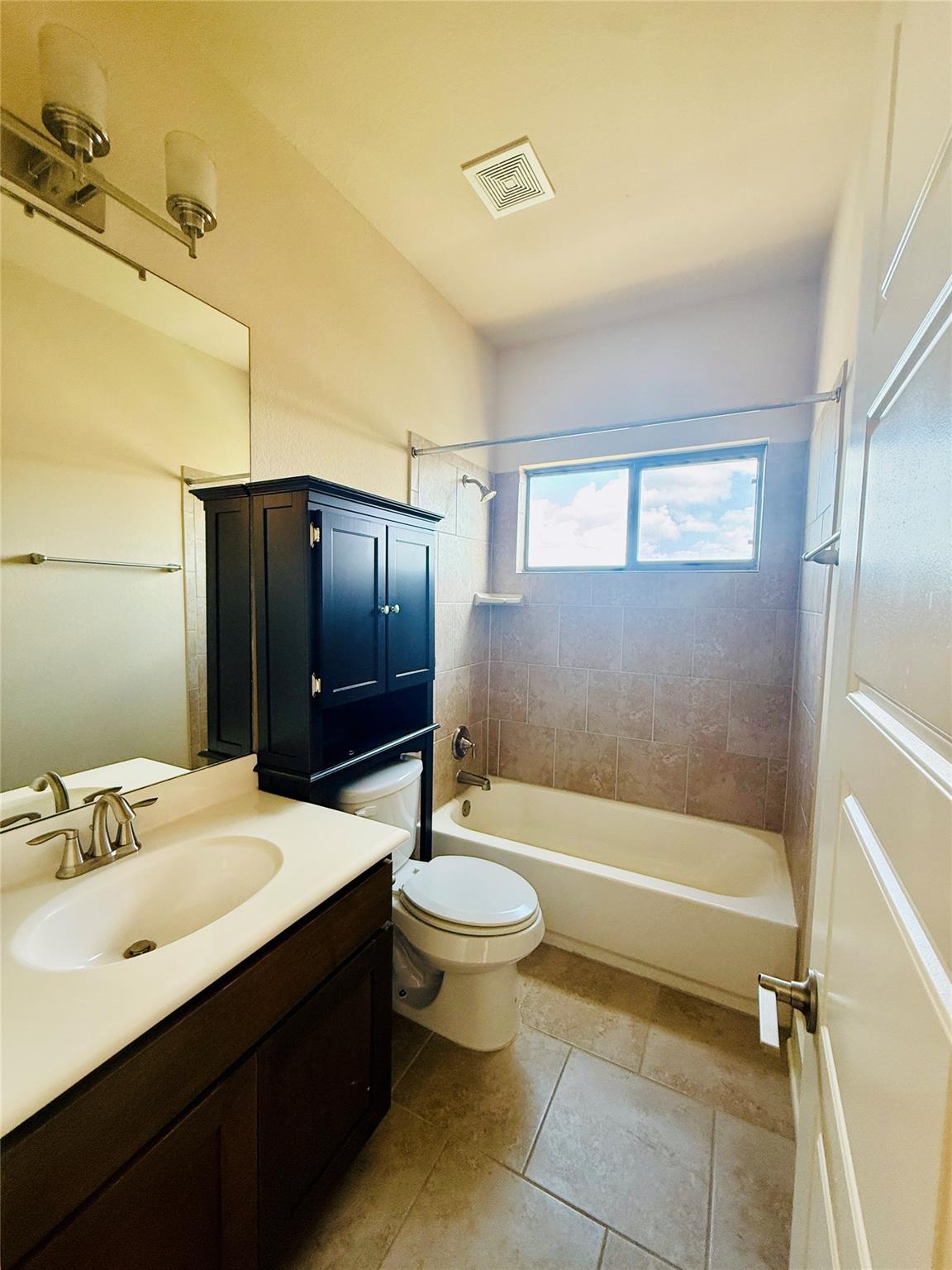 2004 Tripshaw Ln #73c Property Photo 11