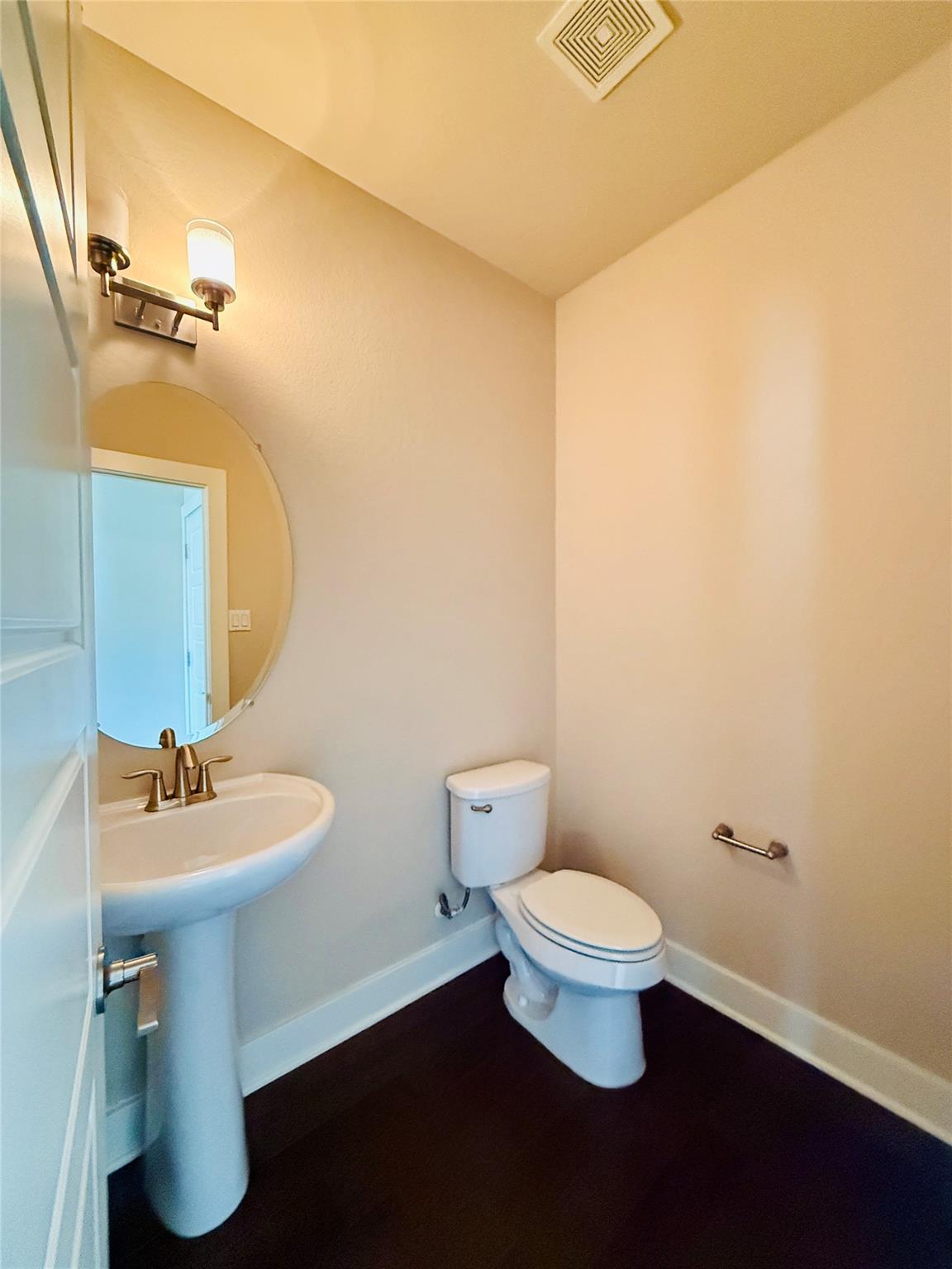 2004 Tripshaw Ln #73c Property Photo 13