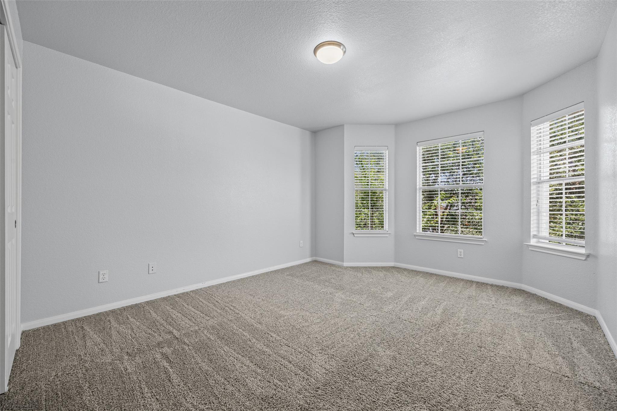 4506 Western Lake Dr Property Photo 16