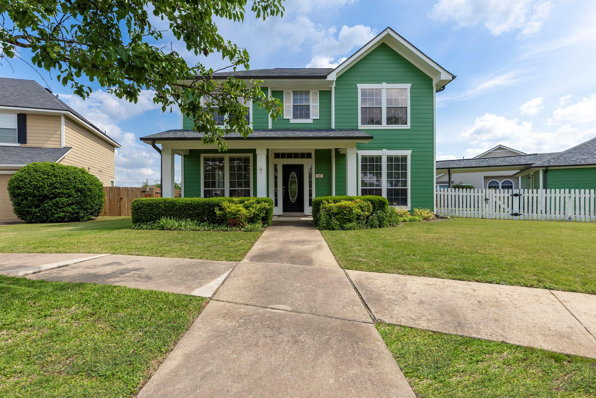 117 Summers Green Ln Property Photo 1