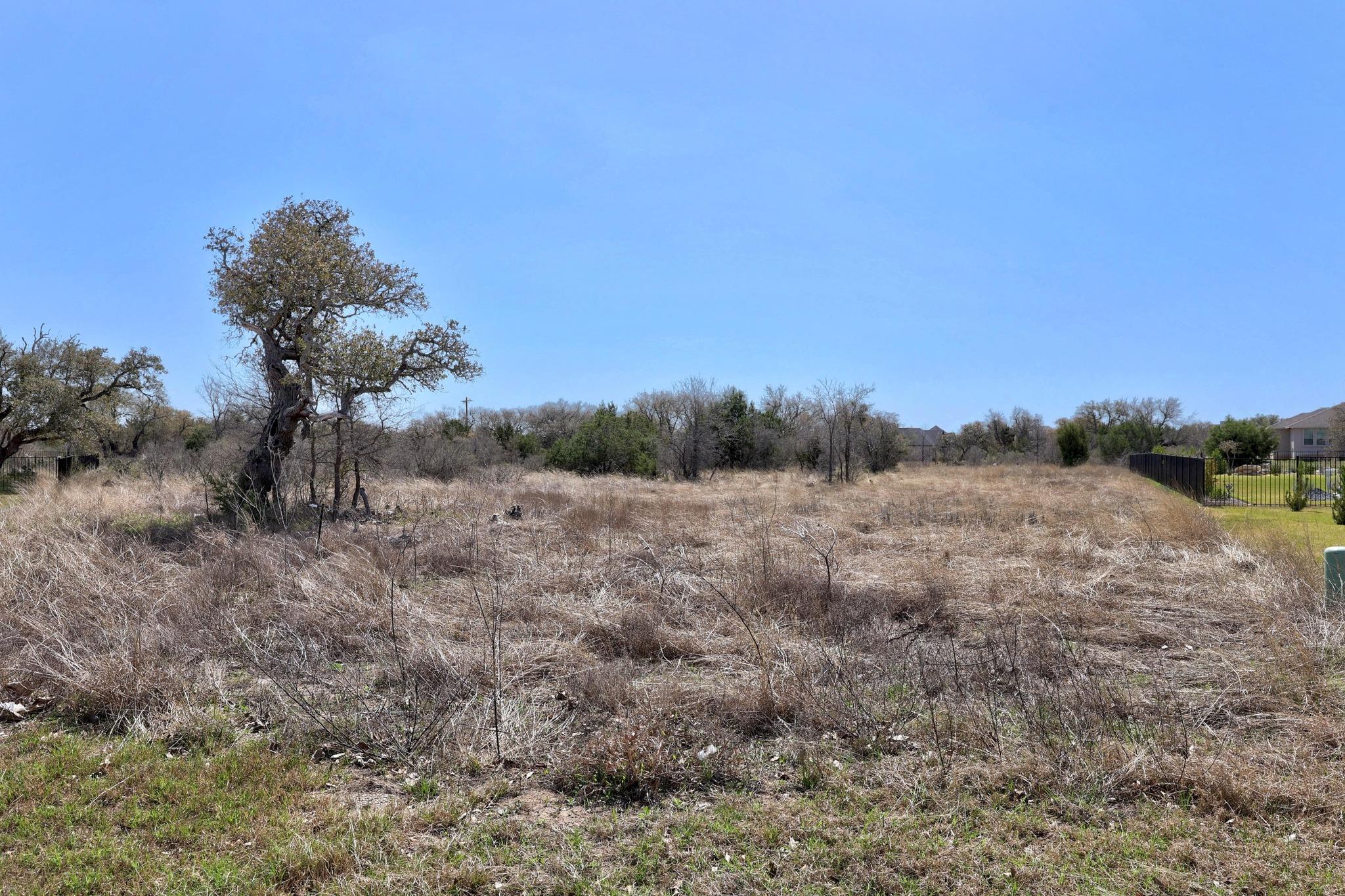 109 Rolling Hills Ct Property Photo 4