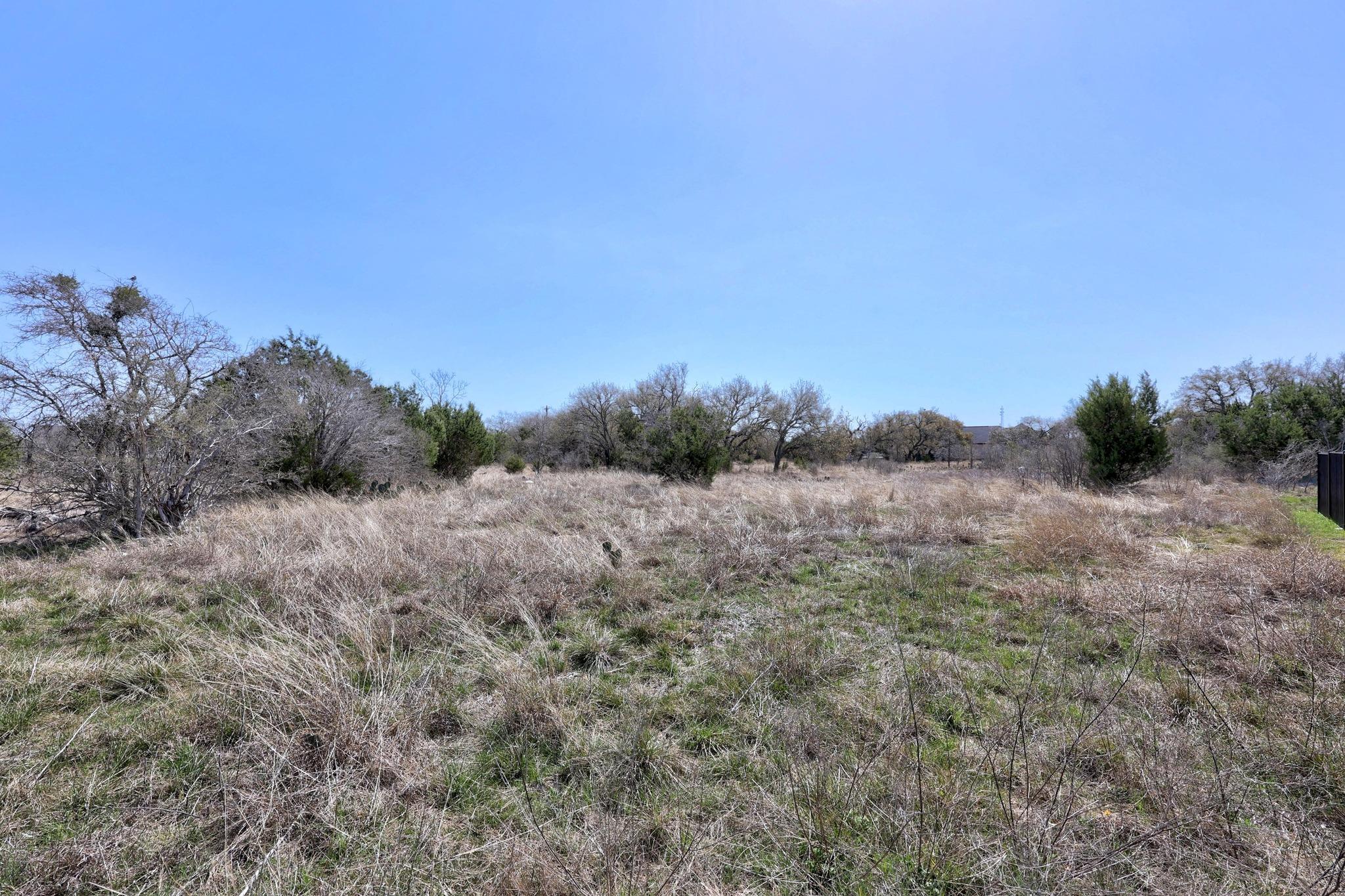 109 Rolling Hills Ct Property Photo 6