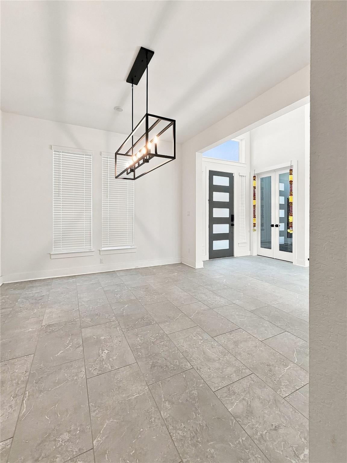 2313 Novara Trl Property Photo 10