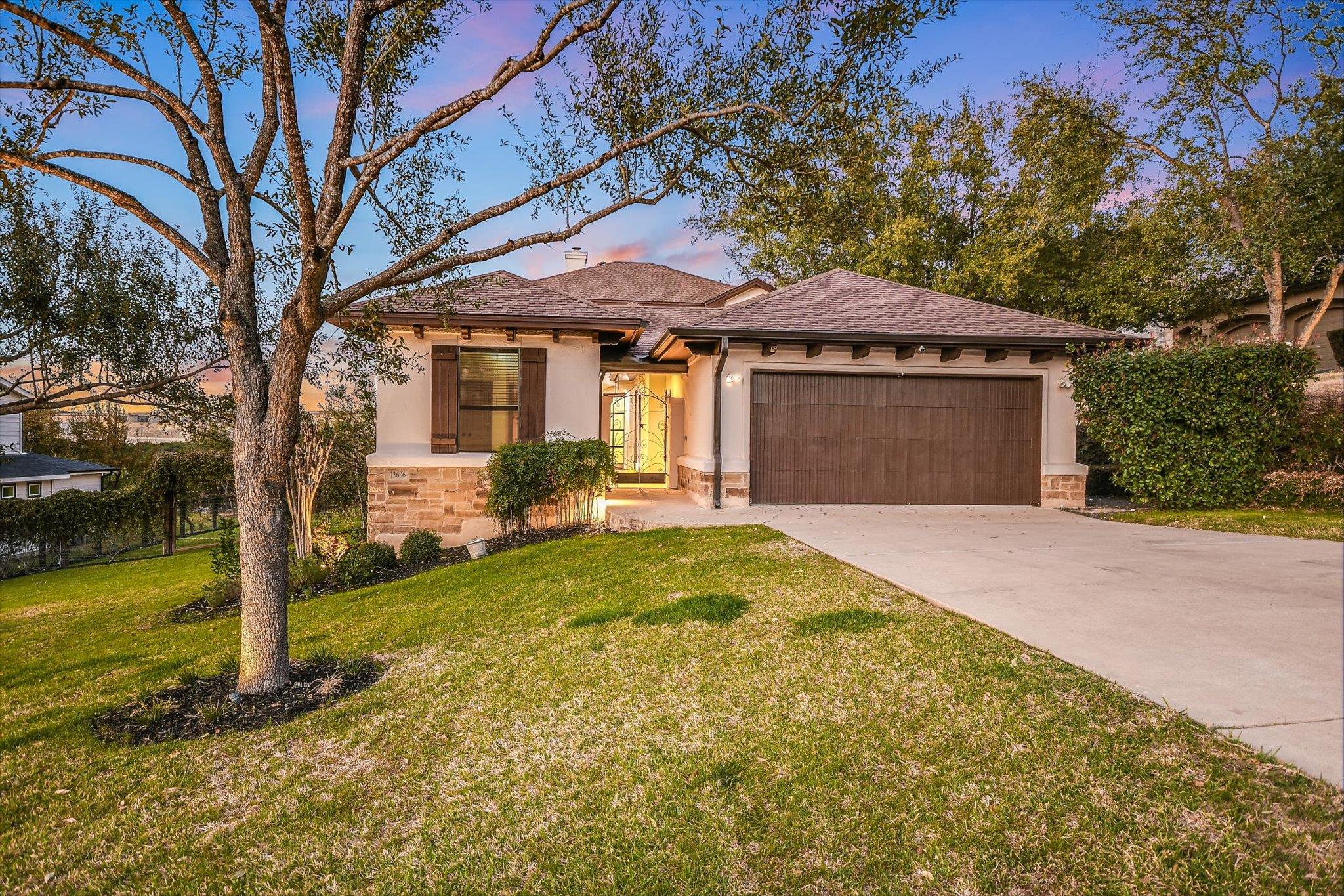 13606 Montview Dr Property Photo