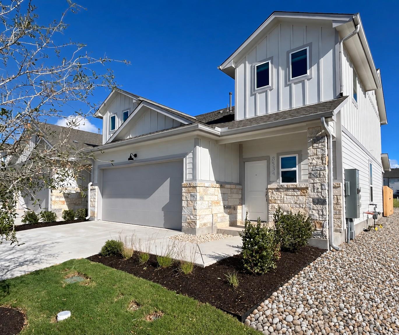 8534 Wellspring Loop Property Photo 1