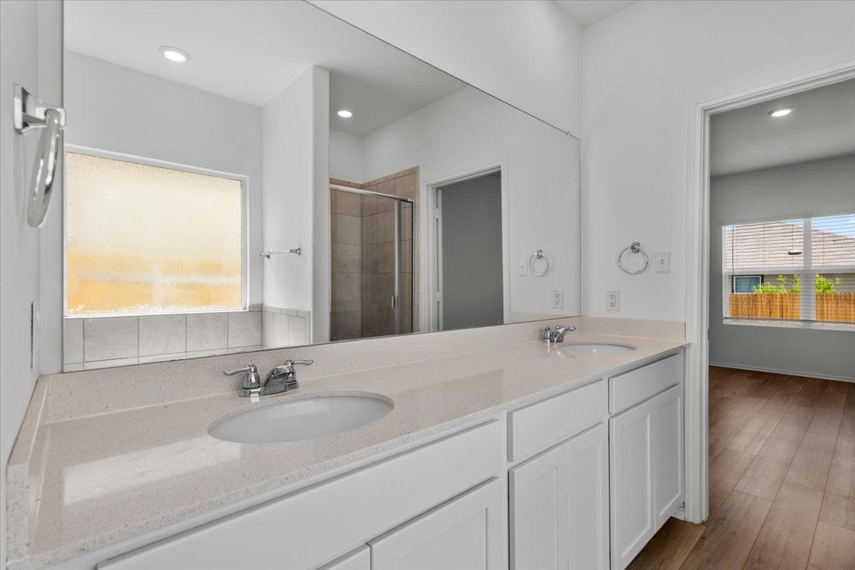 448 Perfect World Loop Property Photo 29