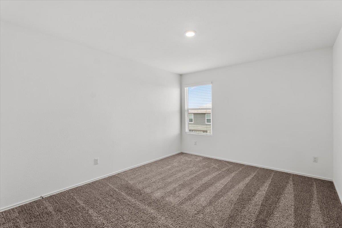 448 Perfect World Loop Property Photo 39