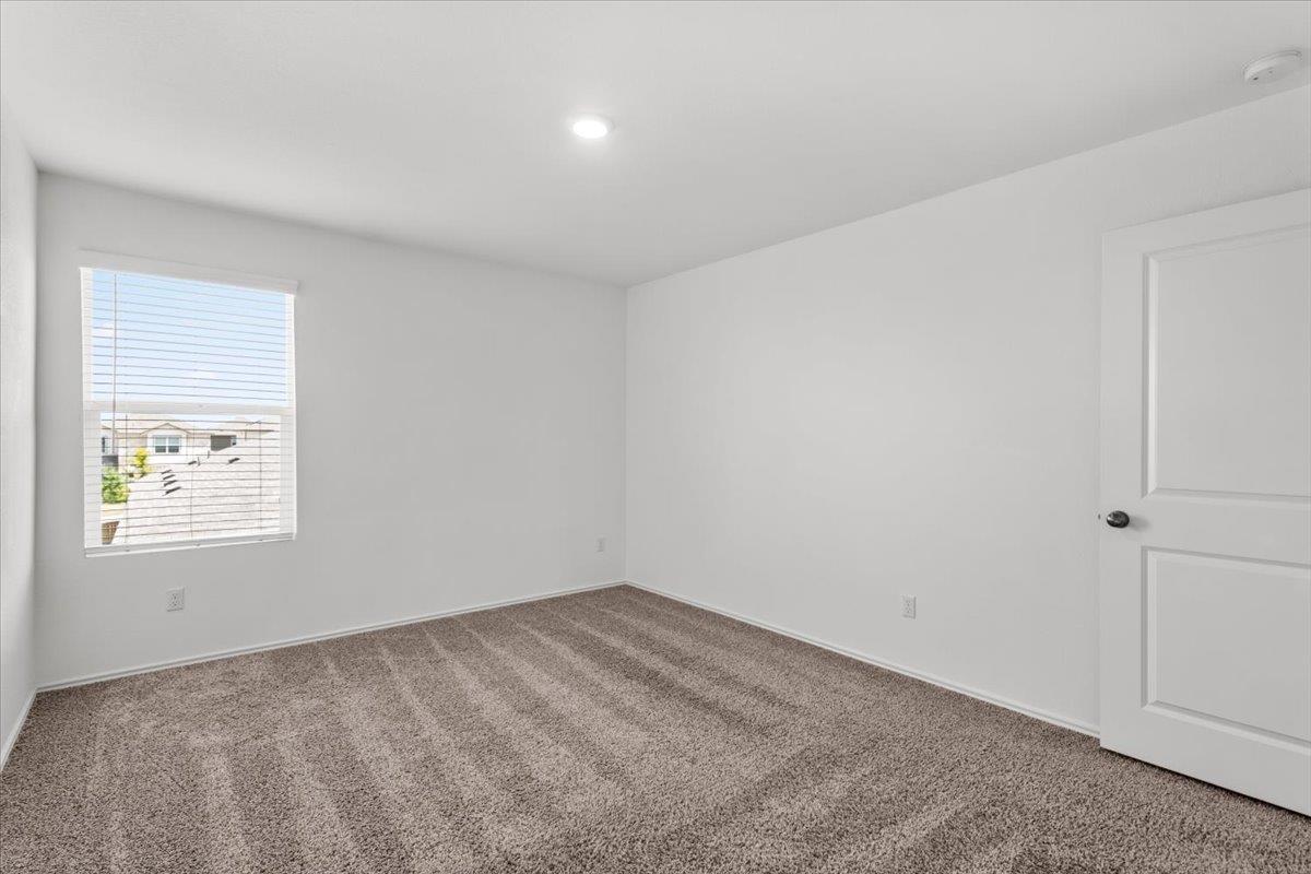 448 Perfect World Loop Property Photo 40