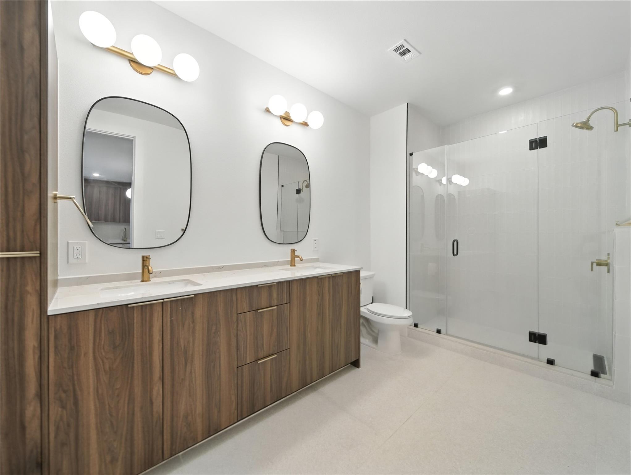 1701 Simond Ave #302 Property Photo 10