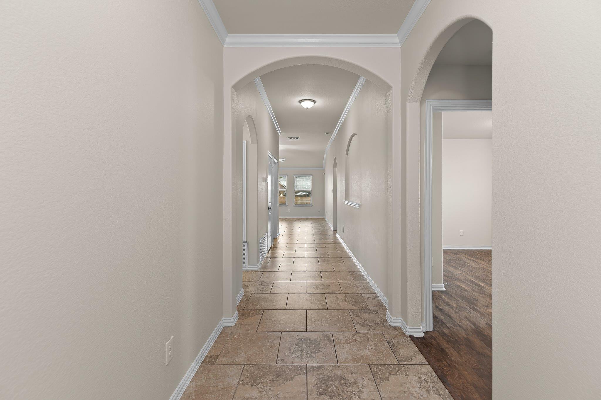4517 Chestnut Meadows Bnd Property Photo 4