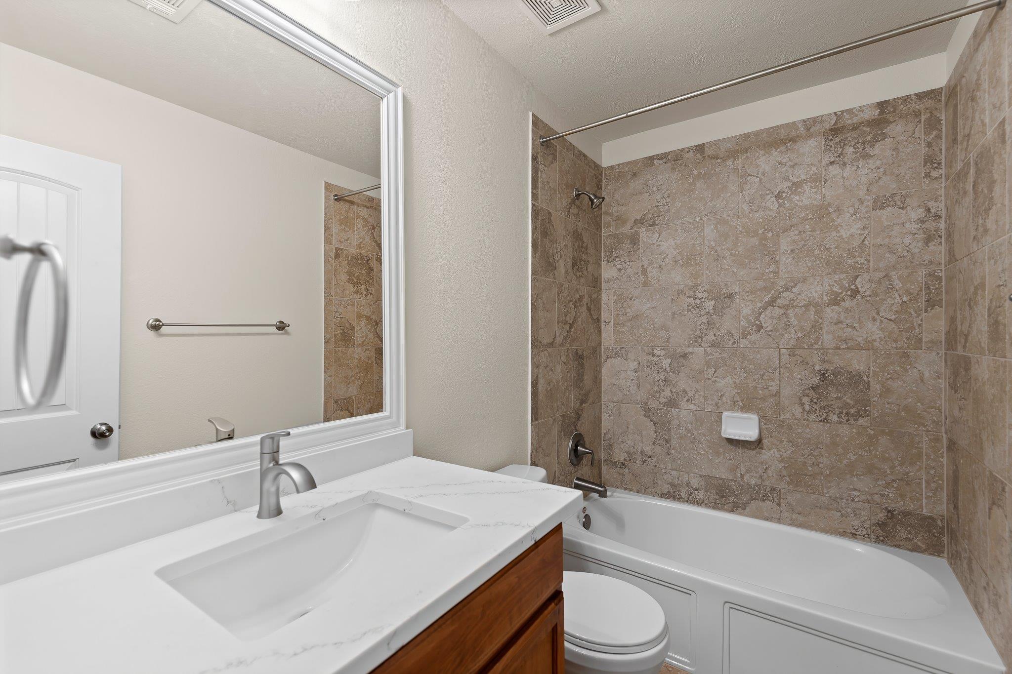 4517 Chestnut Meadows Bnd Property Photo 8