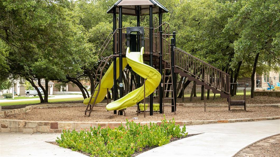 1317 Jolie Rose Bnd Property Photo 18