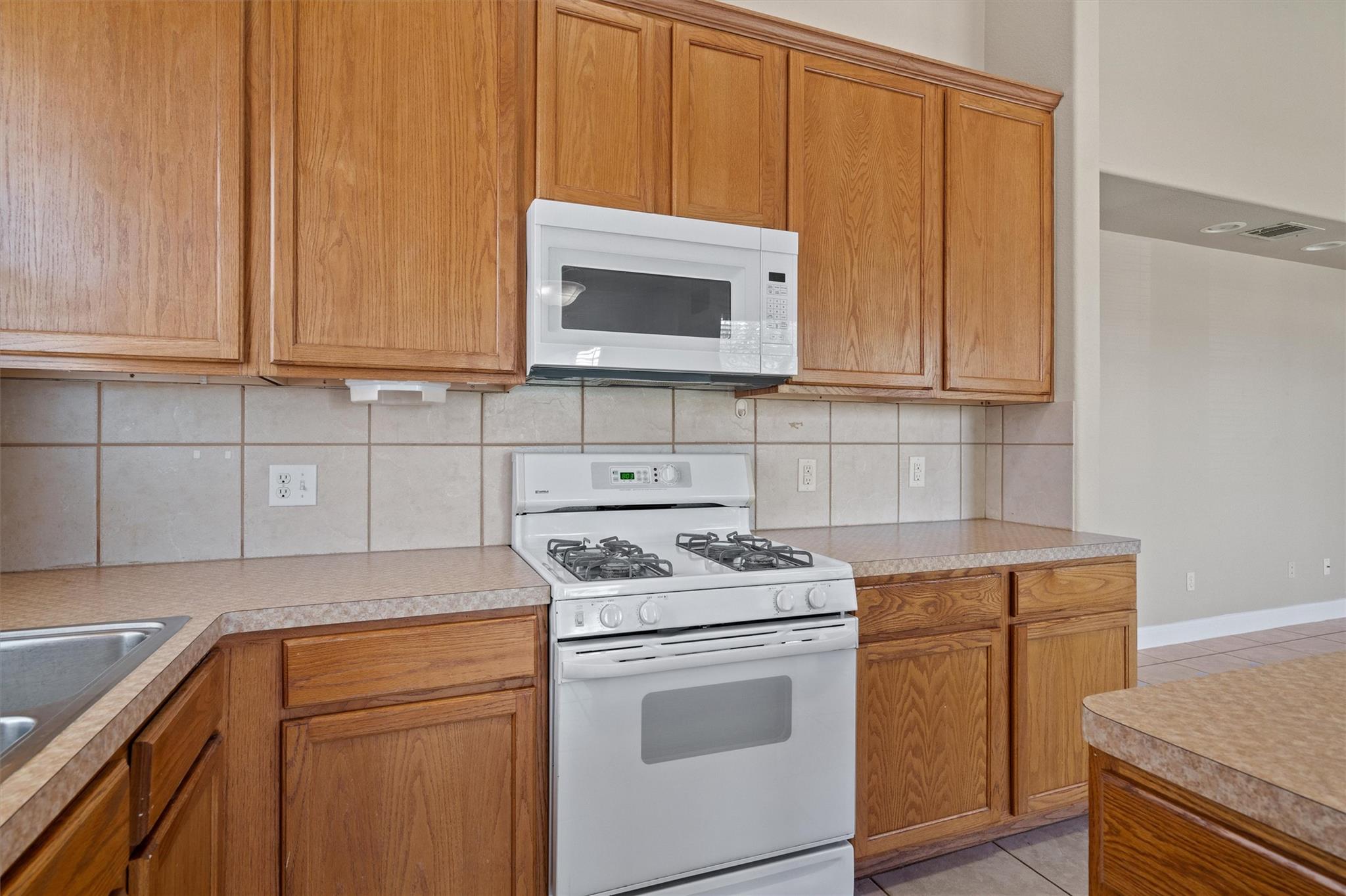 8800 Hazelhurst Dr #65 Property Photo 14