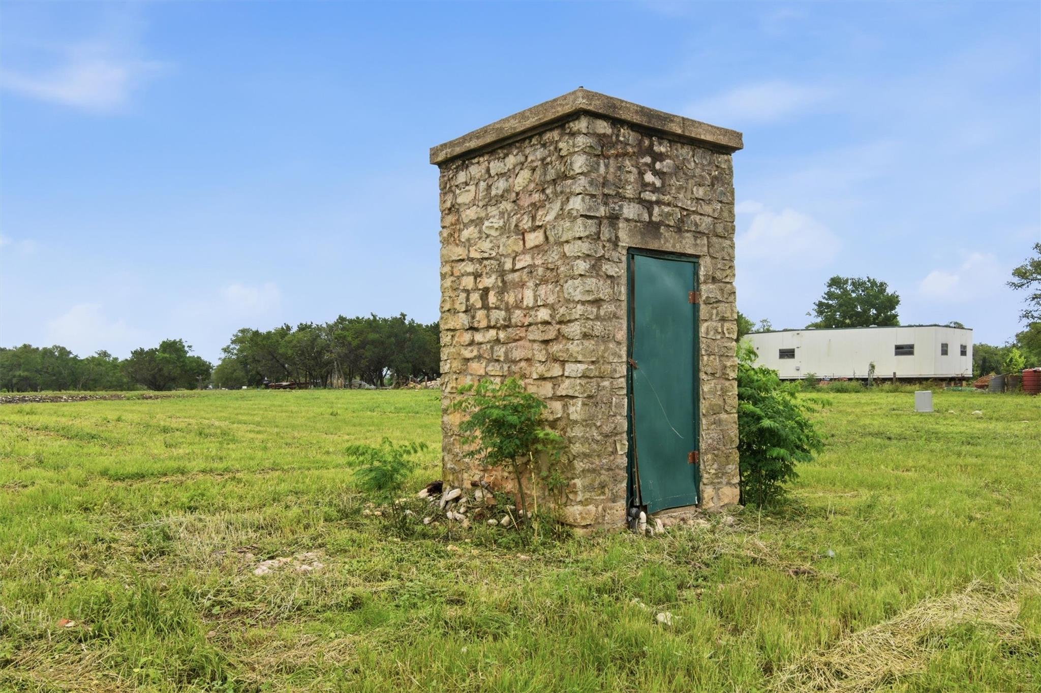 704 Fm 2657 None Property Photo 10