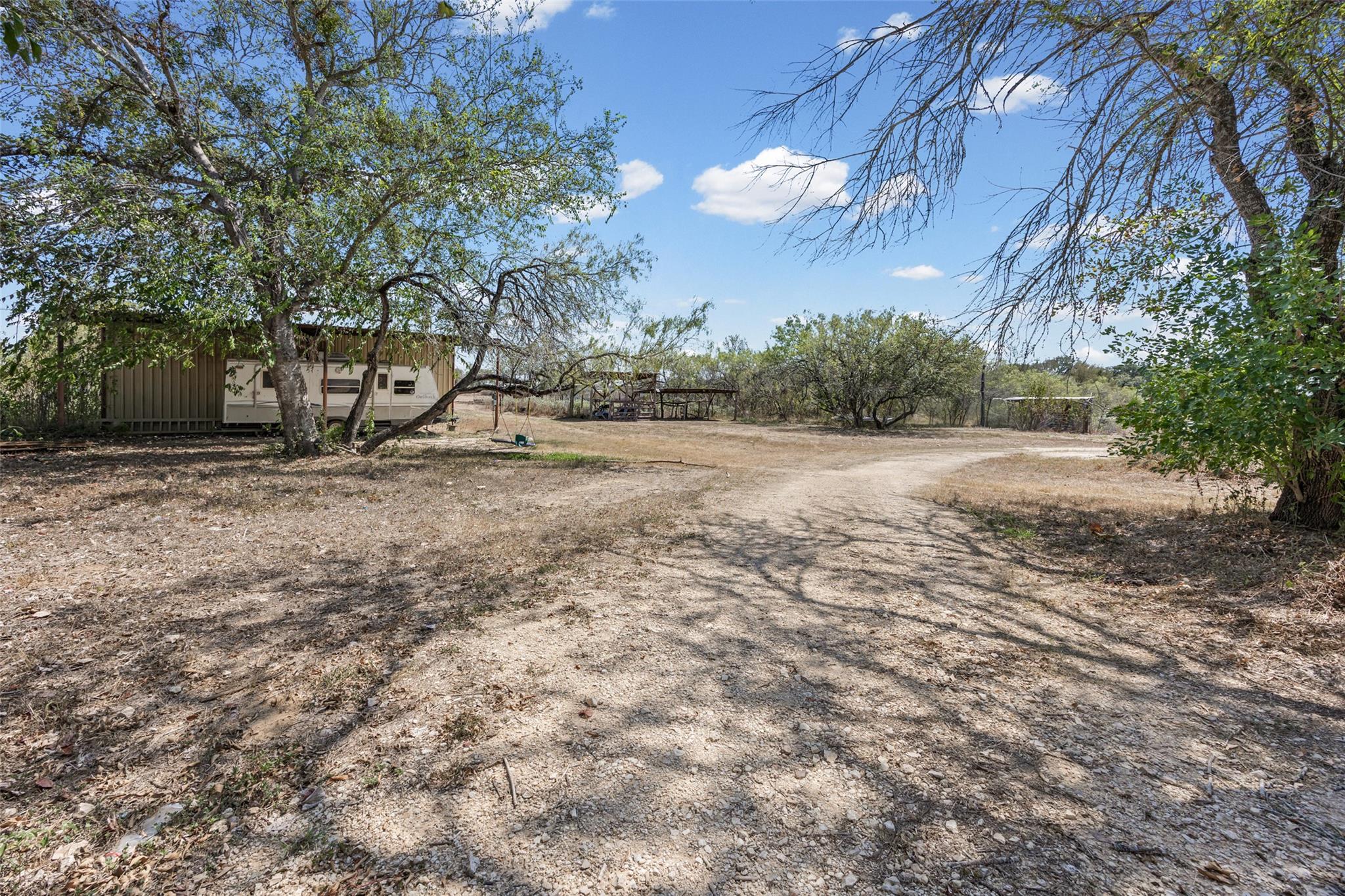 336 Boulder Ln Property Photo 4
