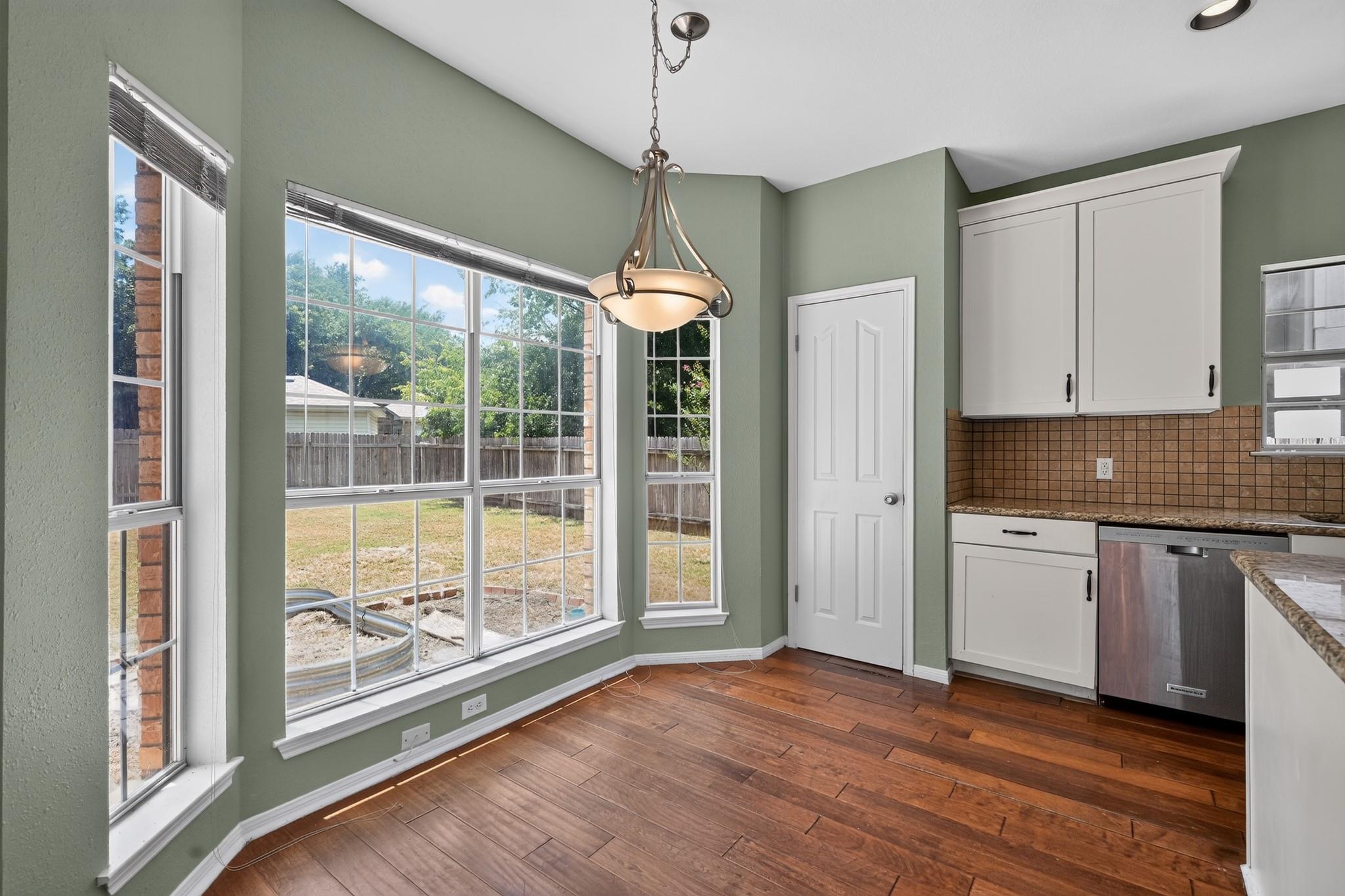 1123 Oaklands Dr Property Photo 13