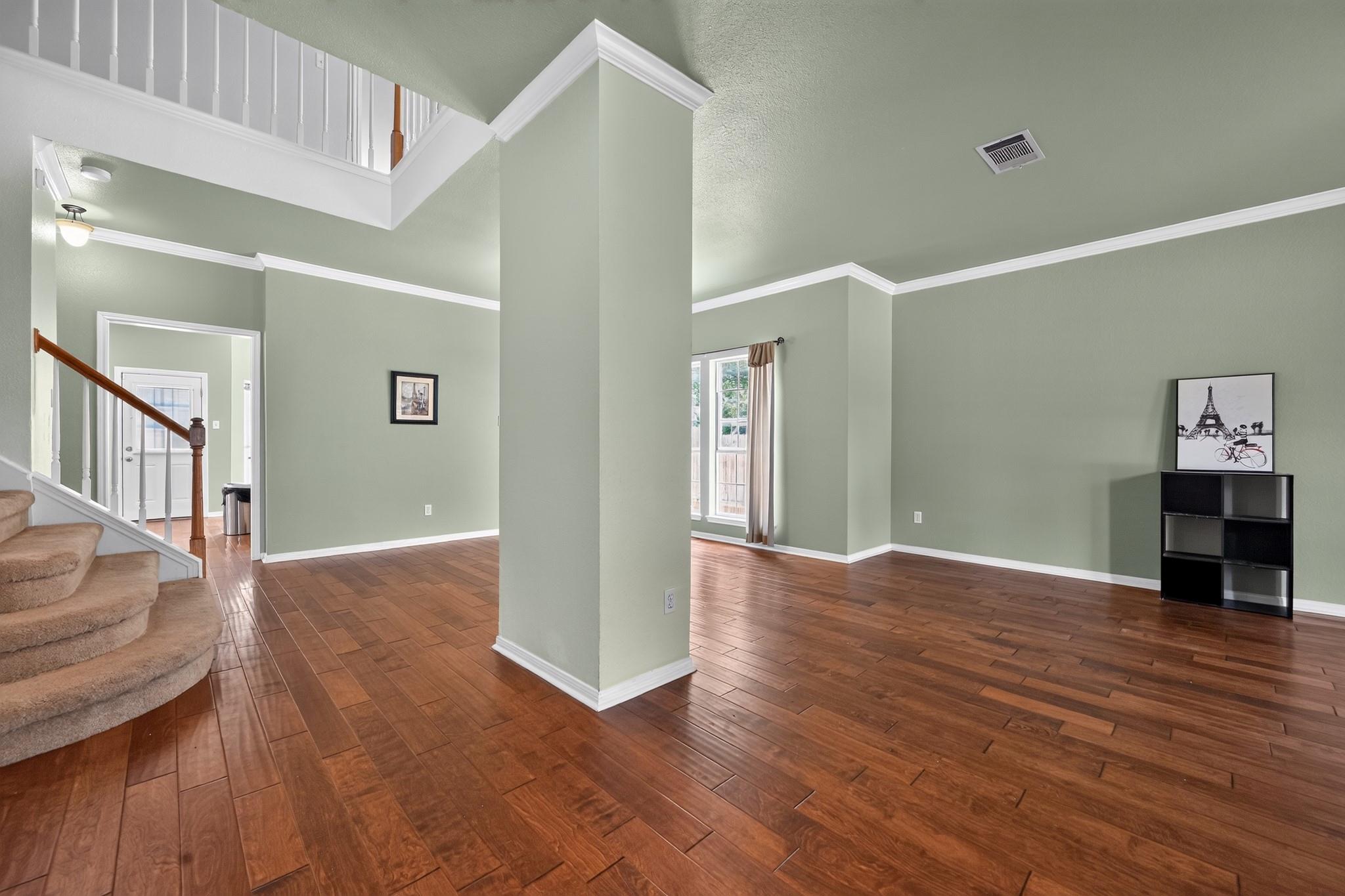 1123 Oaklands Dr Property Photo 18