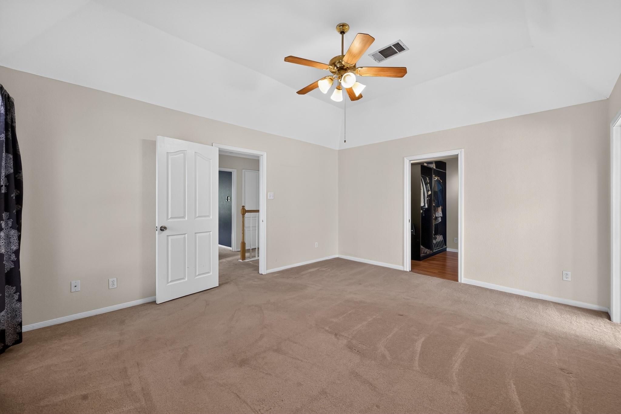 1123 Oaklands Dr Property Photo 23